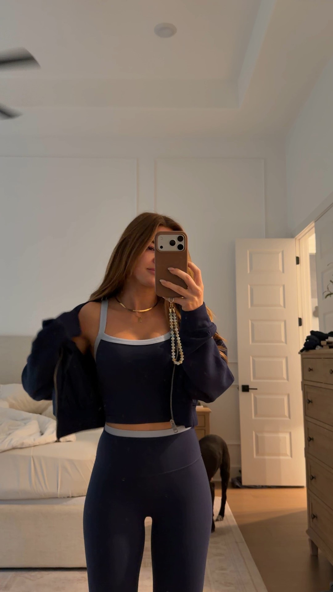 code AFCHAMP this weekend, 10/10 comfort on this set  top: xs // leggings: xs regular // jacket: xs 