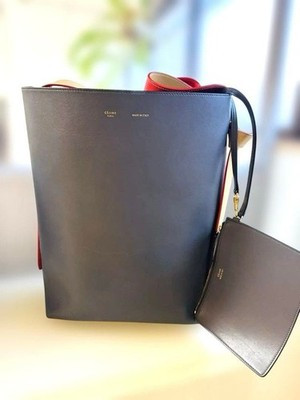 Celine Damen Tasche Beuteltasche Twisted Hippo Bicolor Phoebe Period...  | eBay.de | eBay DE