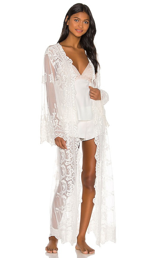 homebodii Madonna Robe in White. - size L | Revolve Clothing (Global)