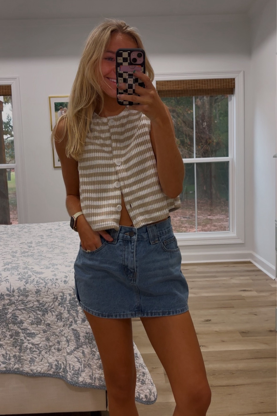 I’ve been obsessed with button striped tops lately!! This one is so cute! 

#LTKCyberWeek #LTKGiftGuide #LTKStyleTip