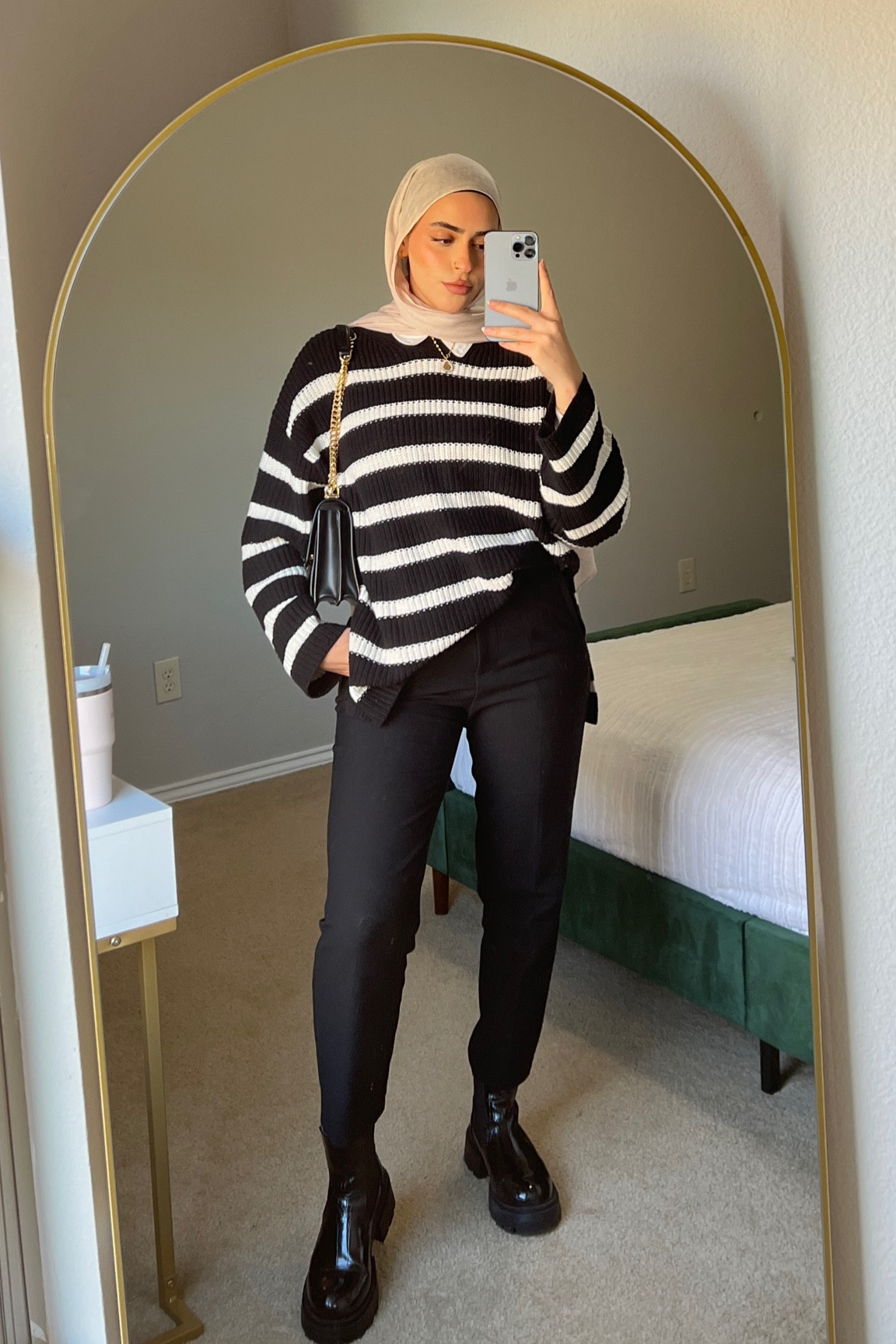 Black fit🖤🐼

#LTKbeauty #LTKstyletip #LTKfit