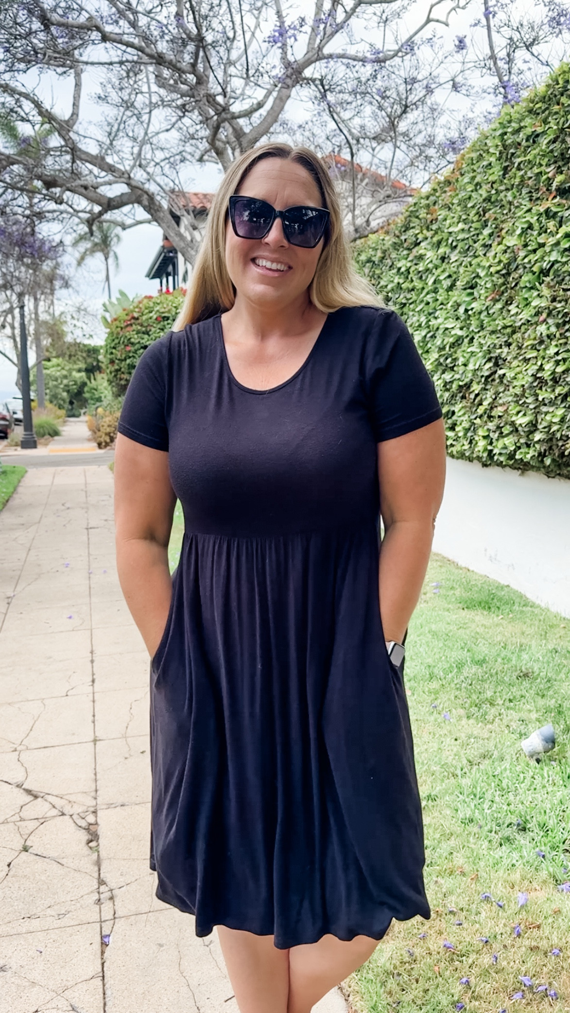I have this dress in almost every color because it’s perfect for every body type and so flattering! I wear it for teaching too and it’s great! 

I wear a size large and I’m  a size 16/ L or XL

#LTKSeasonal #LTKSummerEdit #LTKMidsize