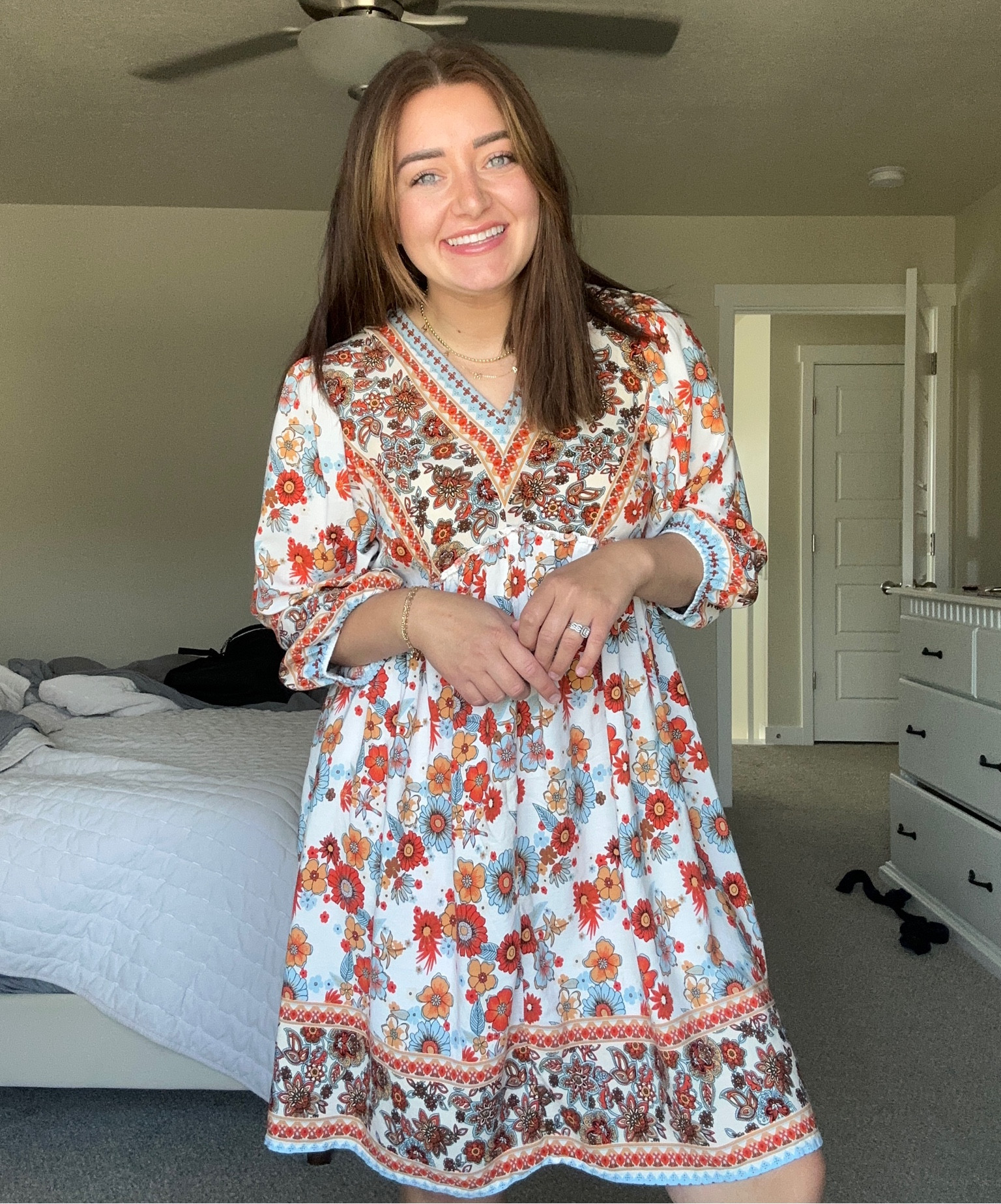 The perfect summer dress! It’s really lightweight but is t see through!! 👏🏻 I’m wearing a medium.