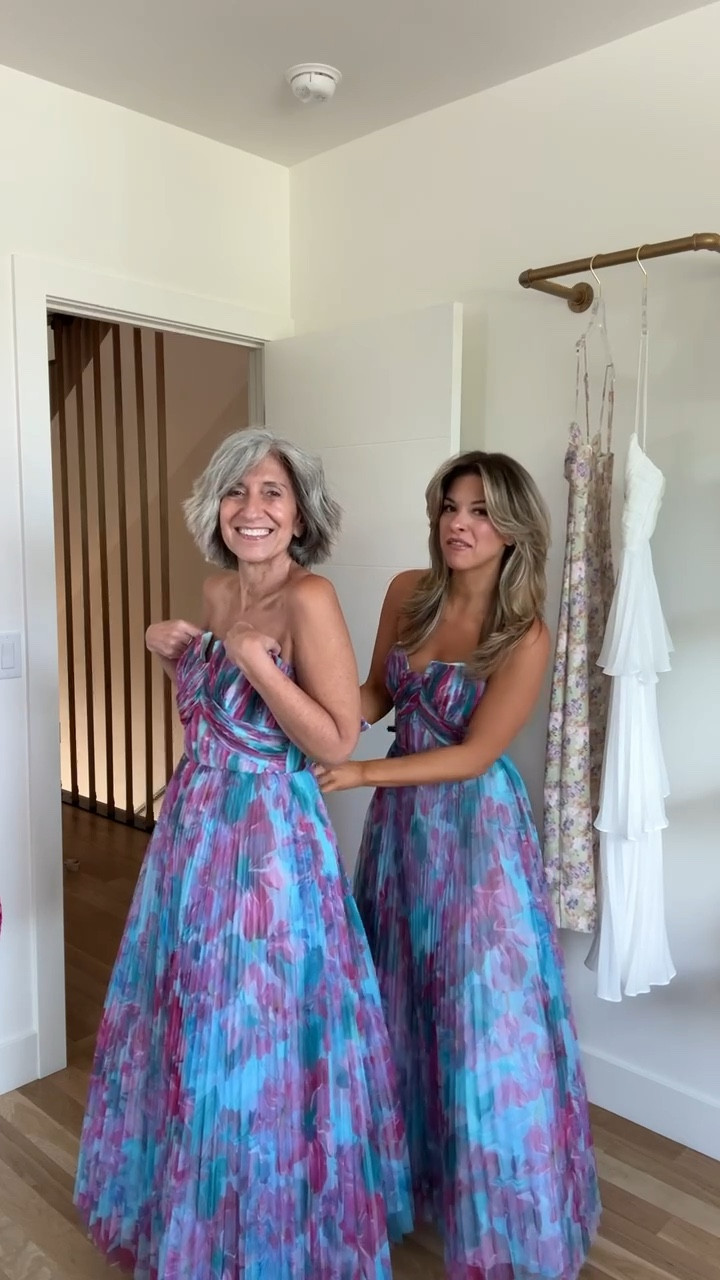 Blue and pink multi floral tile Formal event dress on sale from Anthropologie with my code below we both sized down 1 size

Anthro code: emerson20
Vici code: emerson30

Wedding guest
Mother of the bride
Special occasion
Formal event
Black tie
Party dress
Resort destination

#LTKWedding #LTKSeasonal #LTKParties