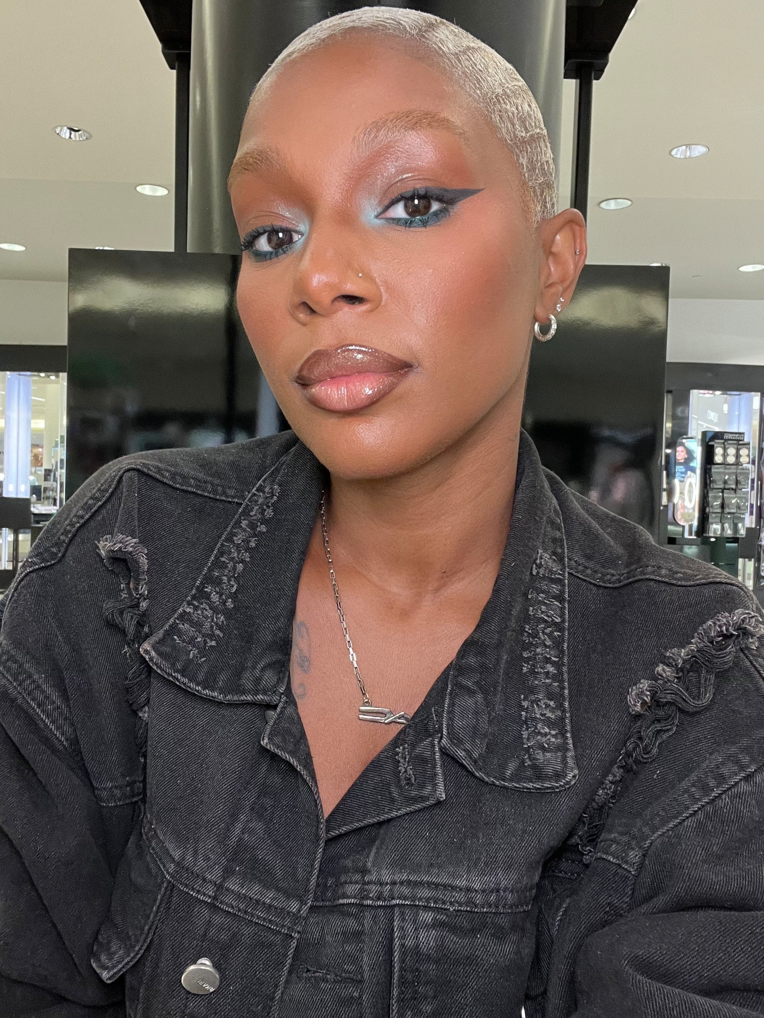 90s frosty nude lip combo
- root for me lip glazer
- gel lipstick 
- accolade lipglass air 

#LTKBeauty