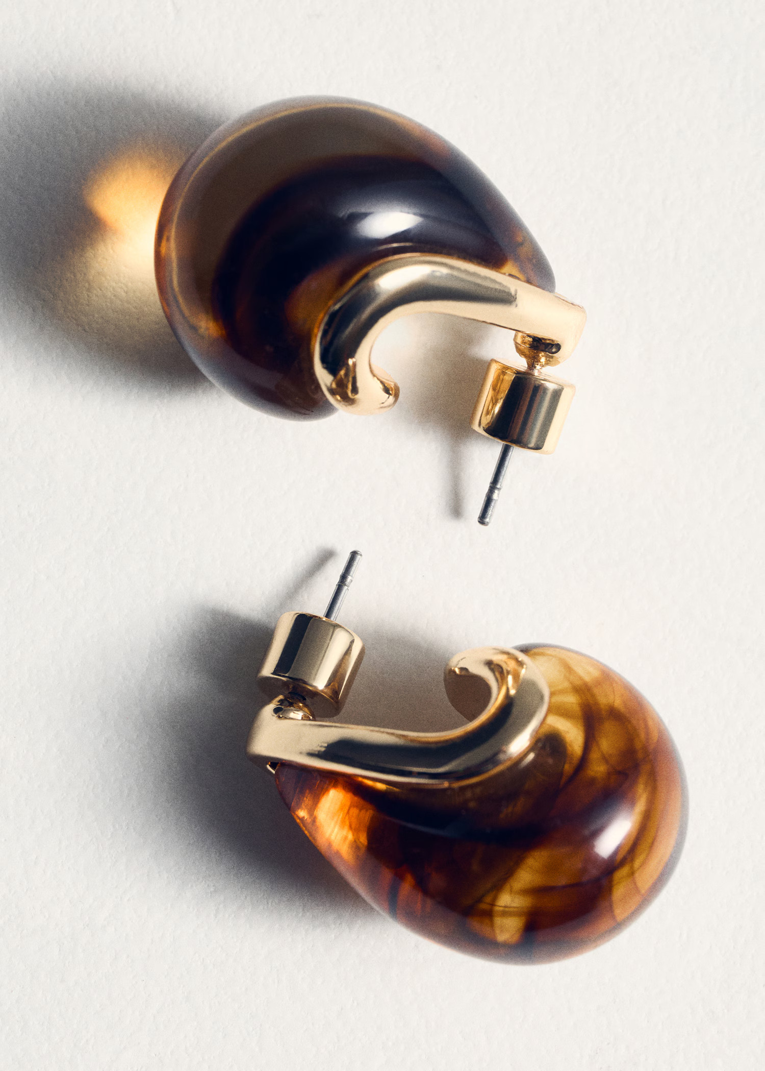 Resin drop earrings - Women | MANGO USA | Mango (US/MX/AU)