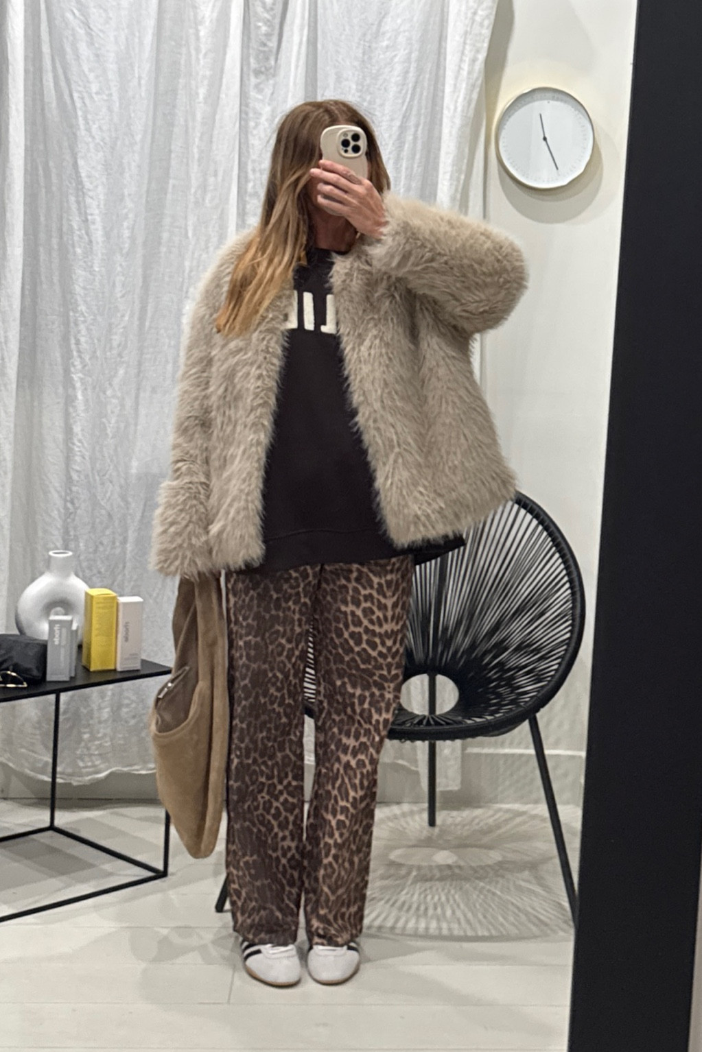 Fausse fourrure 

#LTKeurope #LTKfrance #LTKstyletip