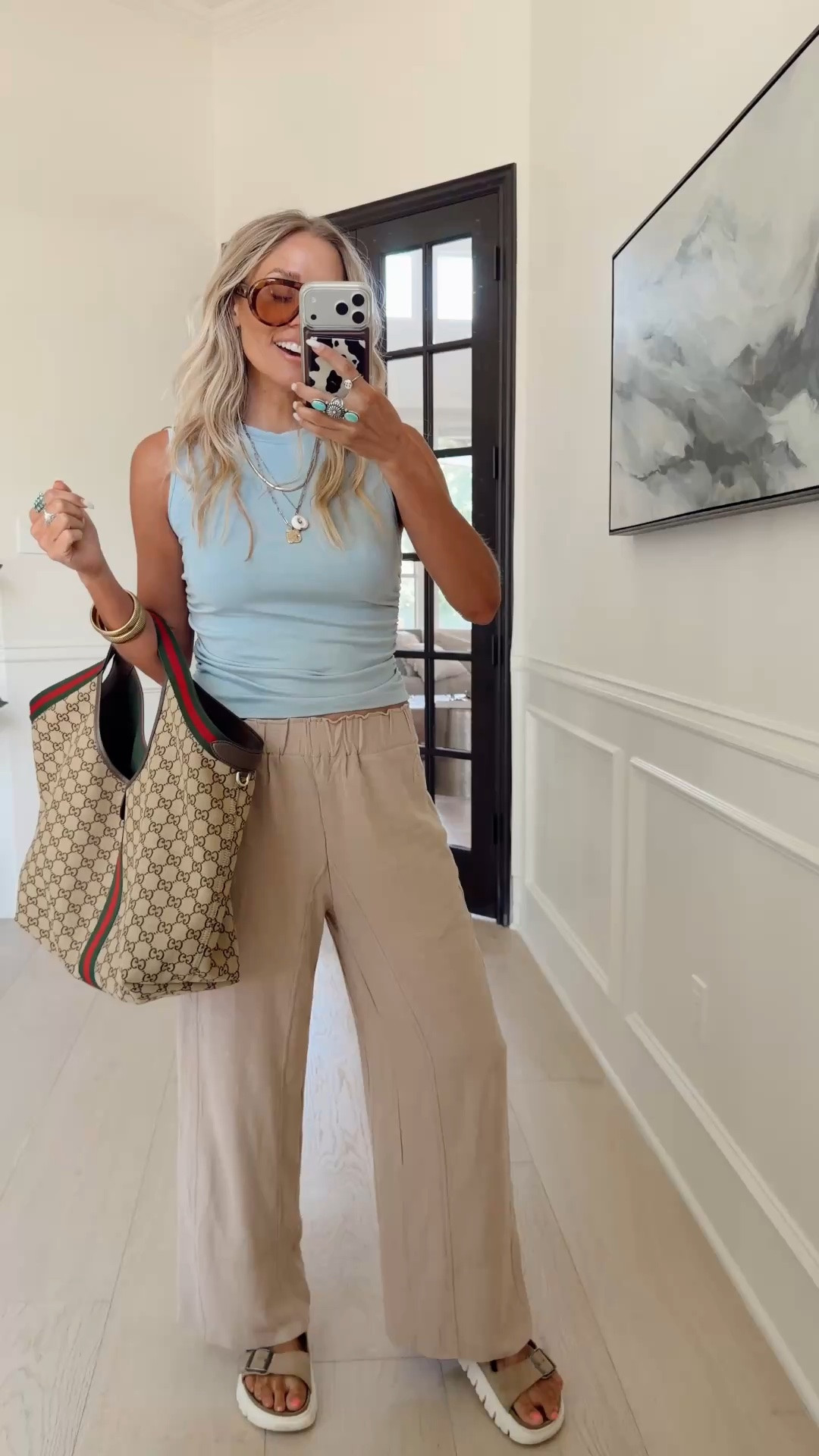 Holllayyyyy shizz! These Amazon pieces are beyond good. It’s giving Aritzia, but on an AMAZON BUDGET🙌🏼

Wearing my tts (small)

5’5” // 120 ish lbs

#LTKootd #LTKdayinmylife #LTKmomlife