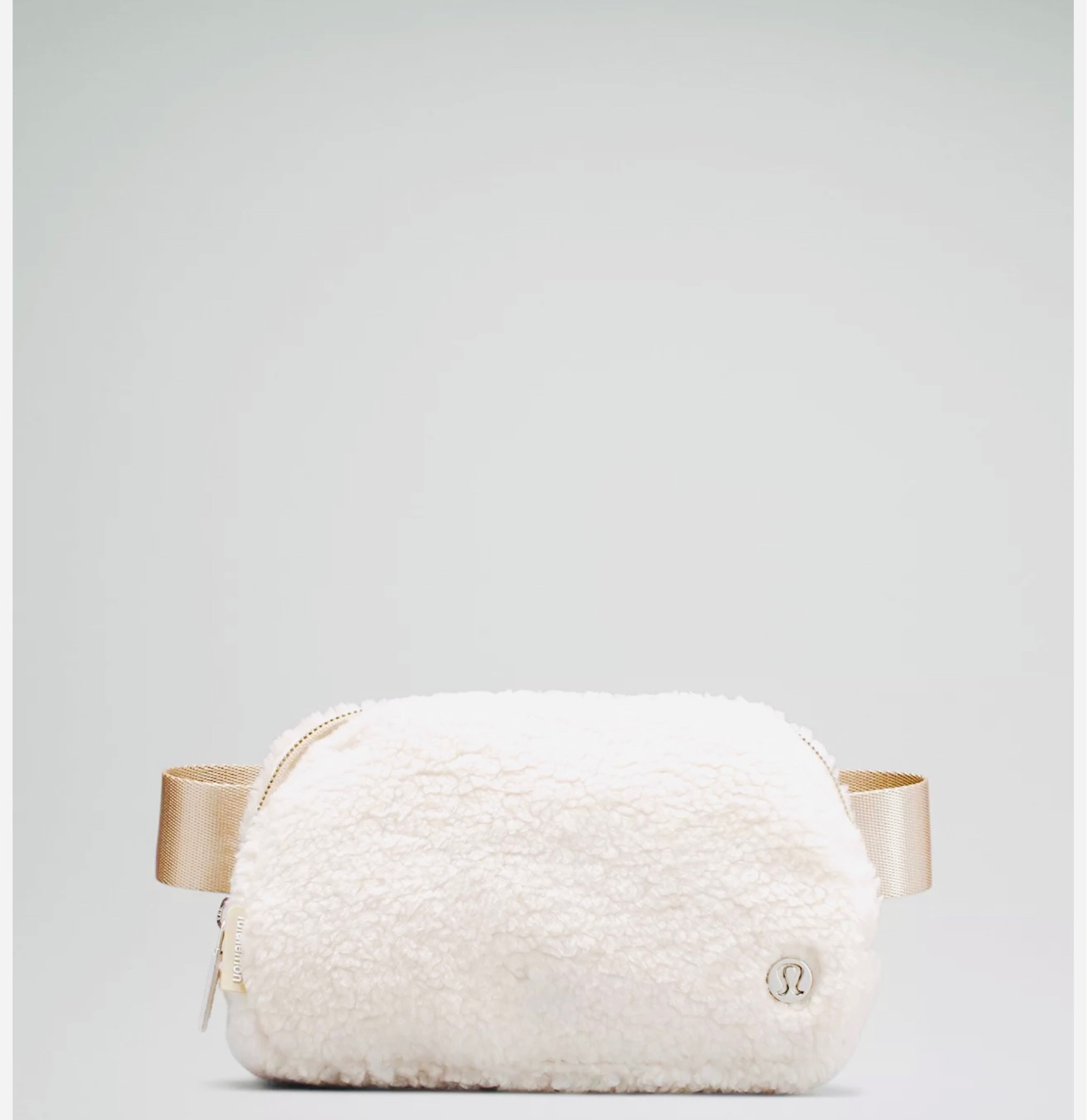 BACK IN STOCK!😱😱Lululemon Fleece Belt bag available in White and Black. Other colors out of stock. Get it now these will sell out!!!😉



#ltkfit #ltktravel #beltbag #lululemon #lululemon beltbag #fleecebag #lululemonfleecebag #ltkworkwear #ltkfall #Ltkfallstyle 

#LTKitbag #LTKunder100 #LTKGiftGuide