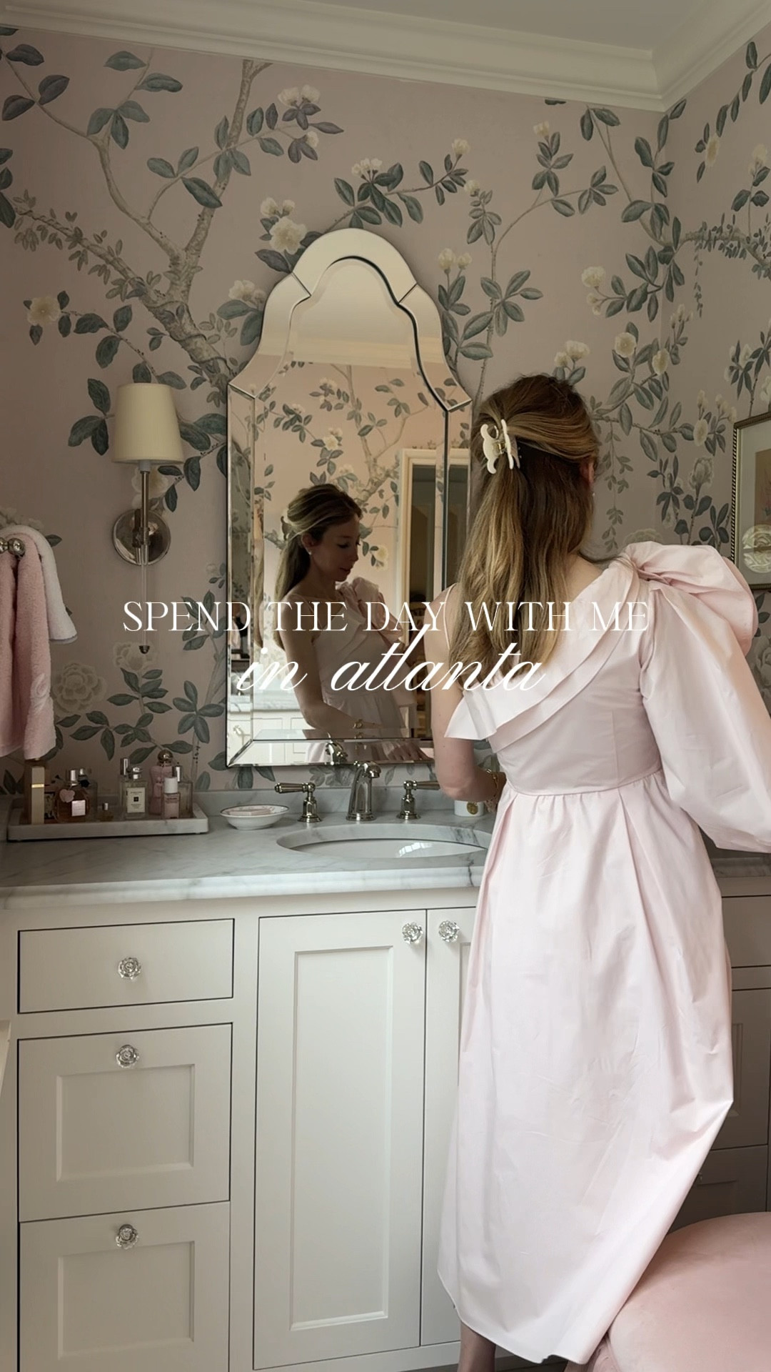 Spend the day with me in Atlanta! Went to my favorite spots for lunch and dinner. Head to my Instagram for my exact order at both places. 