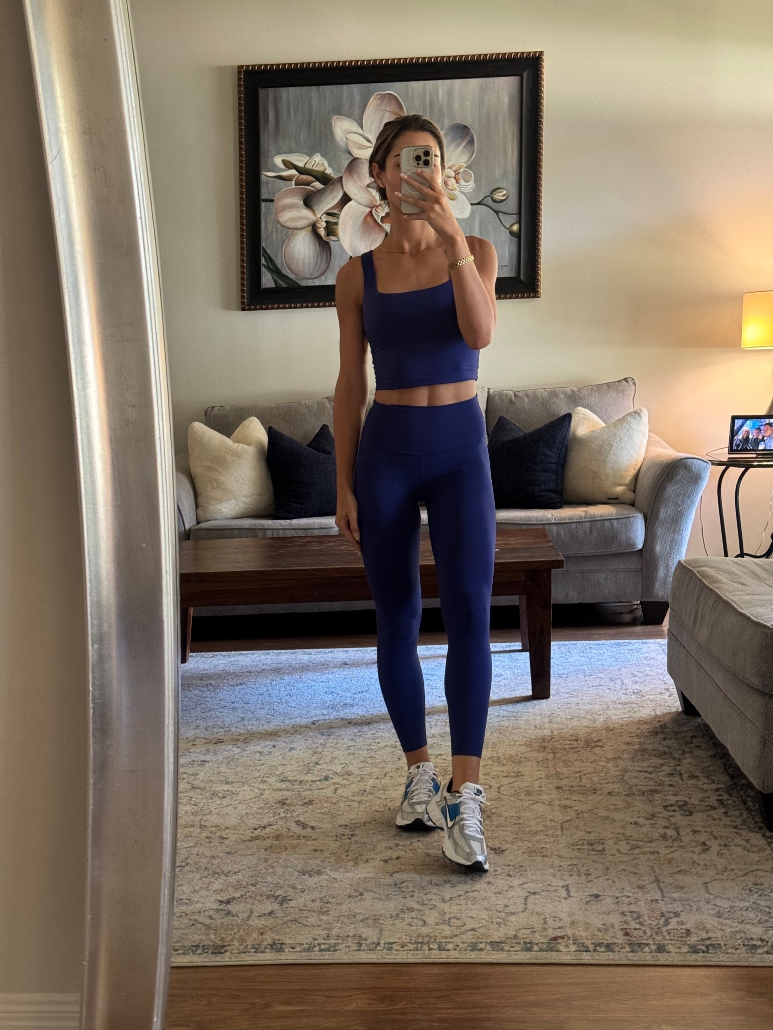 CRZ set! I wear an XS in top and bottom! I’m 5’6” 130lbs for reference 

#LTKFindsUnder50 #LTKActive #LTKStyleTip