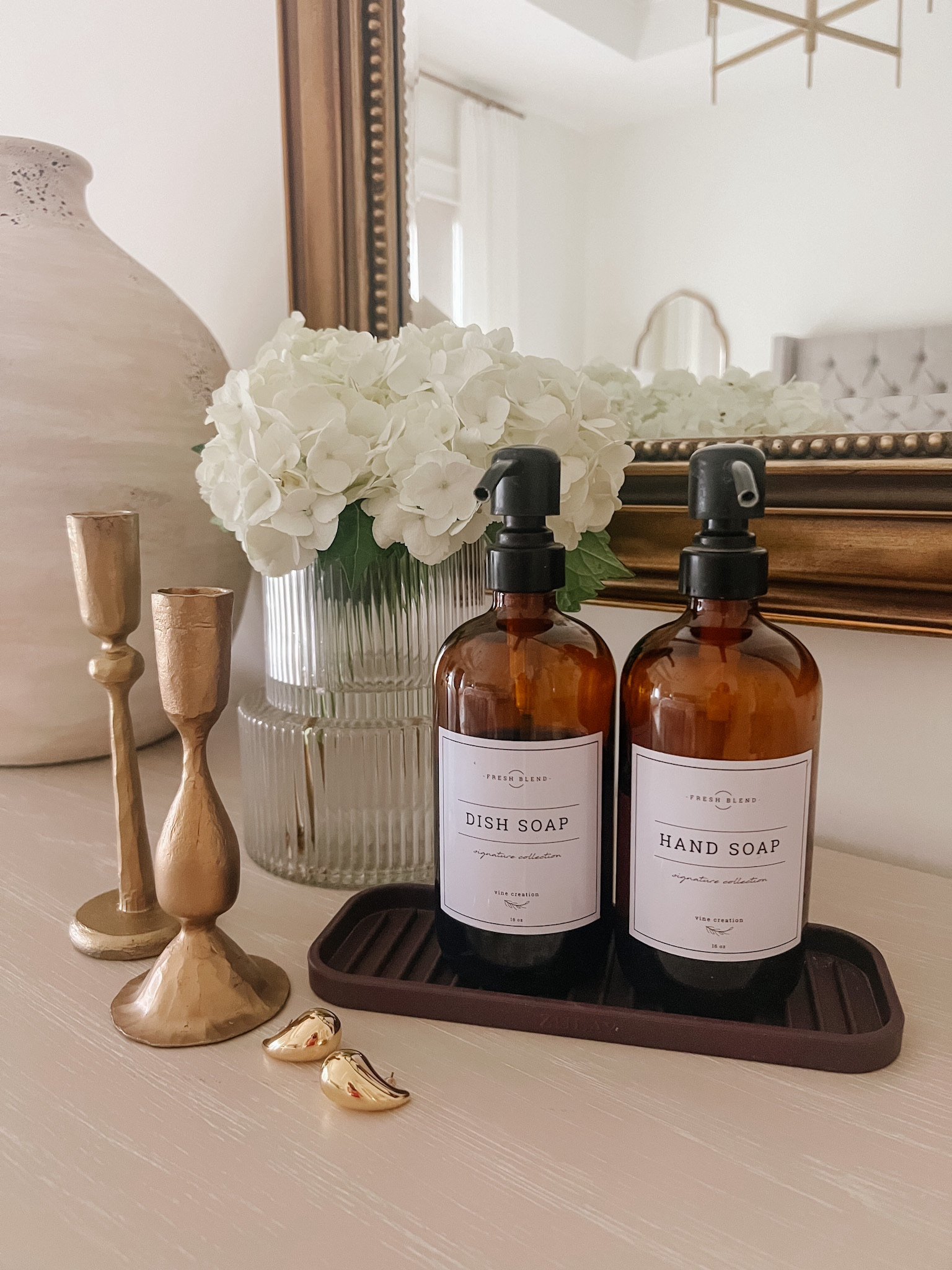 Tuesday Goodies

This week’s round up includes some of my very favorite items! 



#LTKfindsunder50 #LTKMostLoved #LTKhome