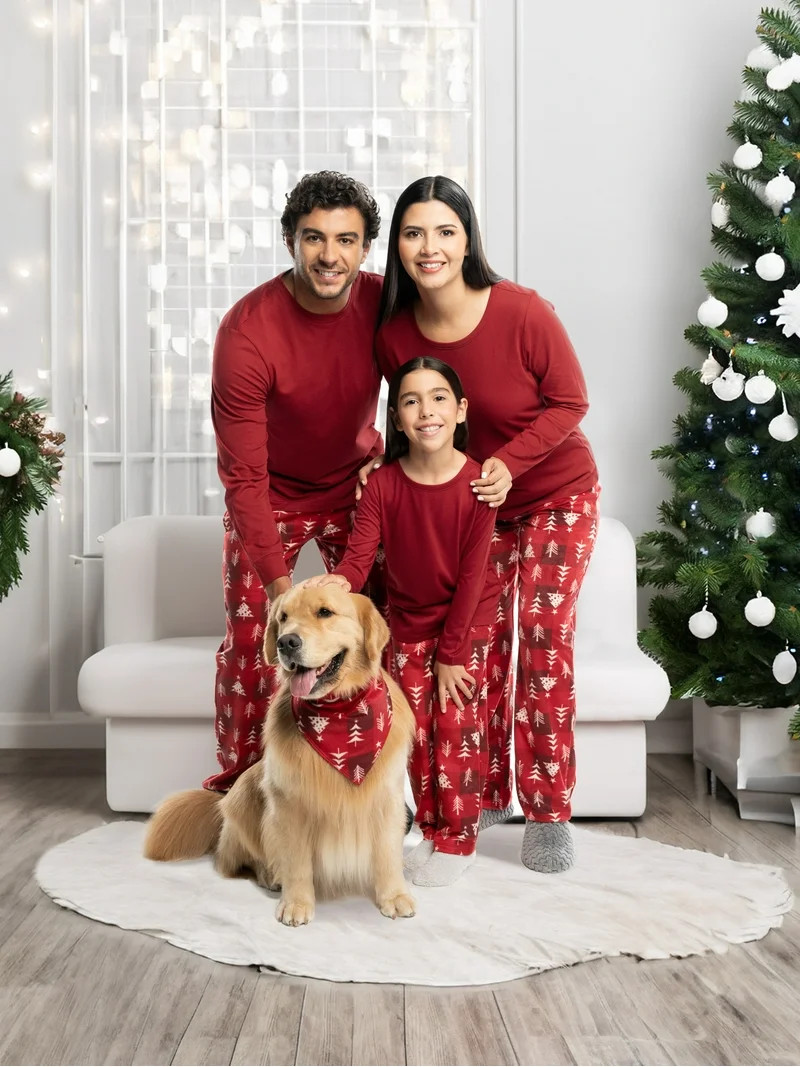 Fruit of the Loom Christmas Holiday Family Matching Fleece Pajama Sleep Sets, Sizes XS-3XL - Walm... | Walmart (US)