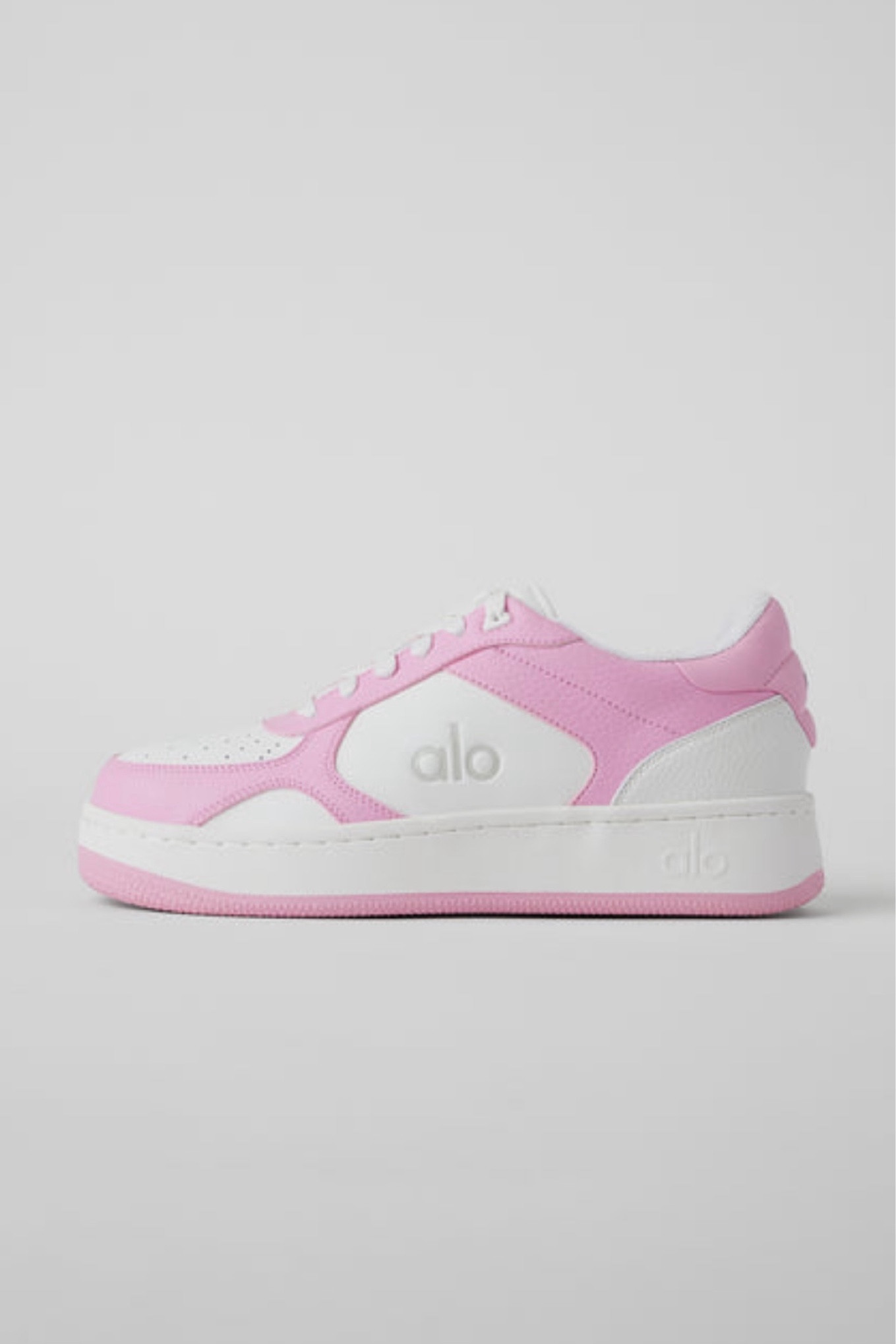 I have the black-and-white version of these and they’re absolutely amazing!! I am totally asking for these pink and white ones for Valentine’s Day! ❤️

#LTKSeasonal #LTKMostLoved #LTKGiftGuide