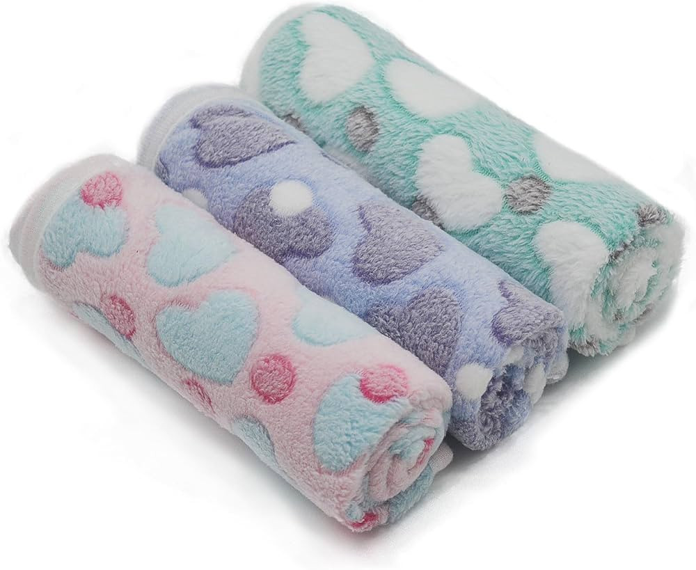 1 Pack 3 Puppy Blankets Super Soft Warm Sleep Mat Love Print Blanket Fluffy Fleece Pet Blanket Fl... | Amazon (US)