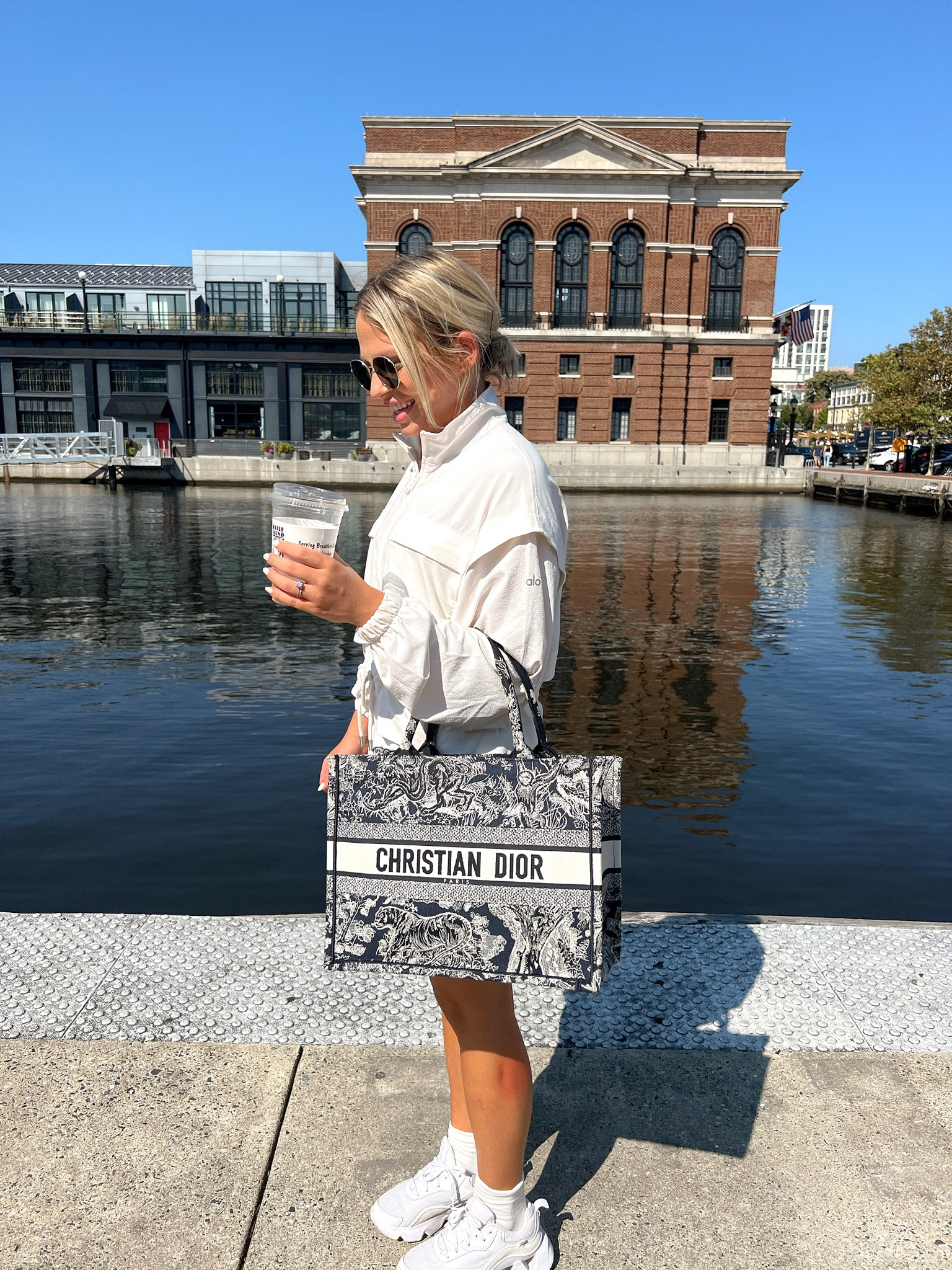 Alo set 

#LTKSeasonal #LTKstyletip #LTKtravel