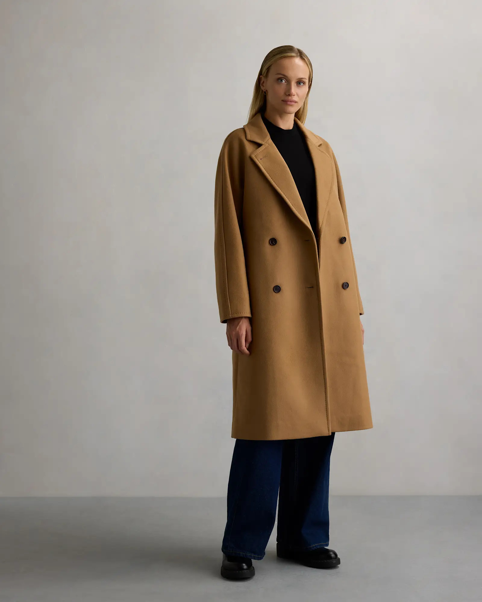 Italian Wool Double-Breasted Slouch Coat | Quince