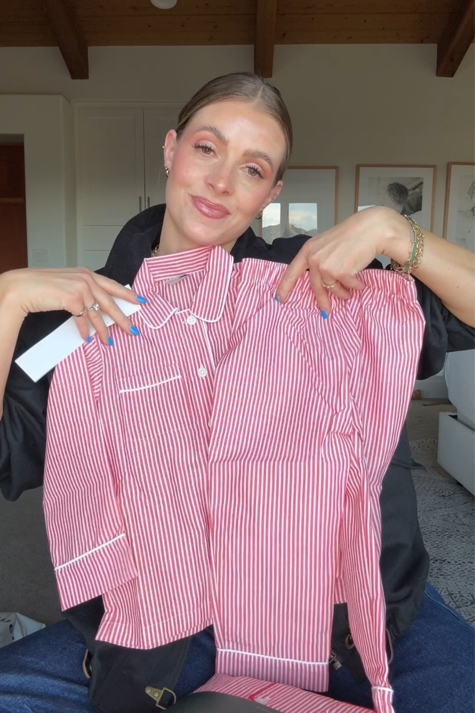 Matching pajamas for the entire family! 