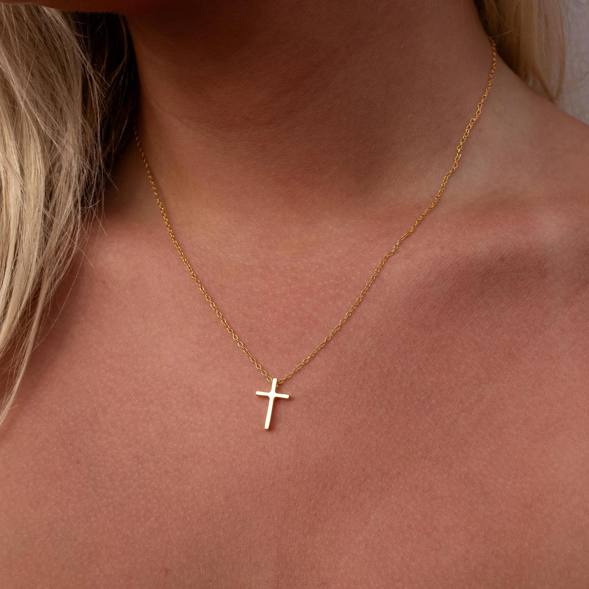 Cross Necklace Gold Gold | ALCO Jewelry