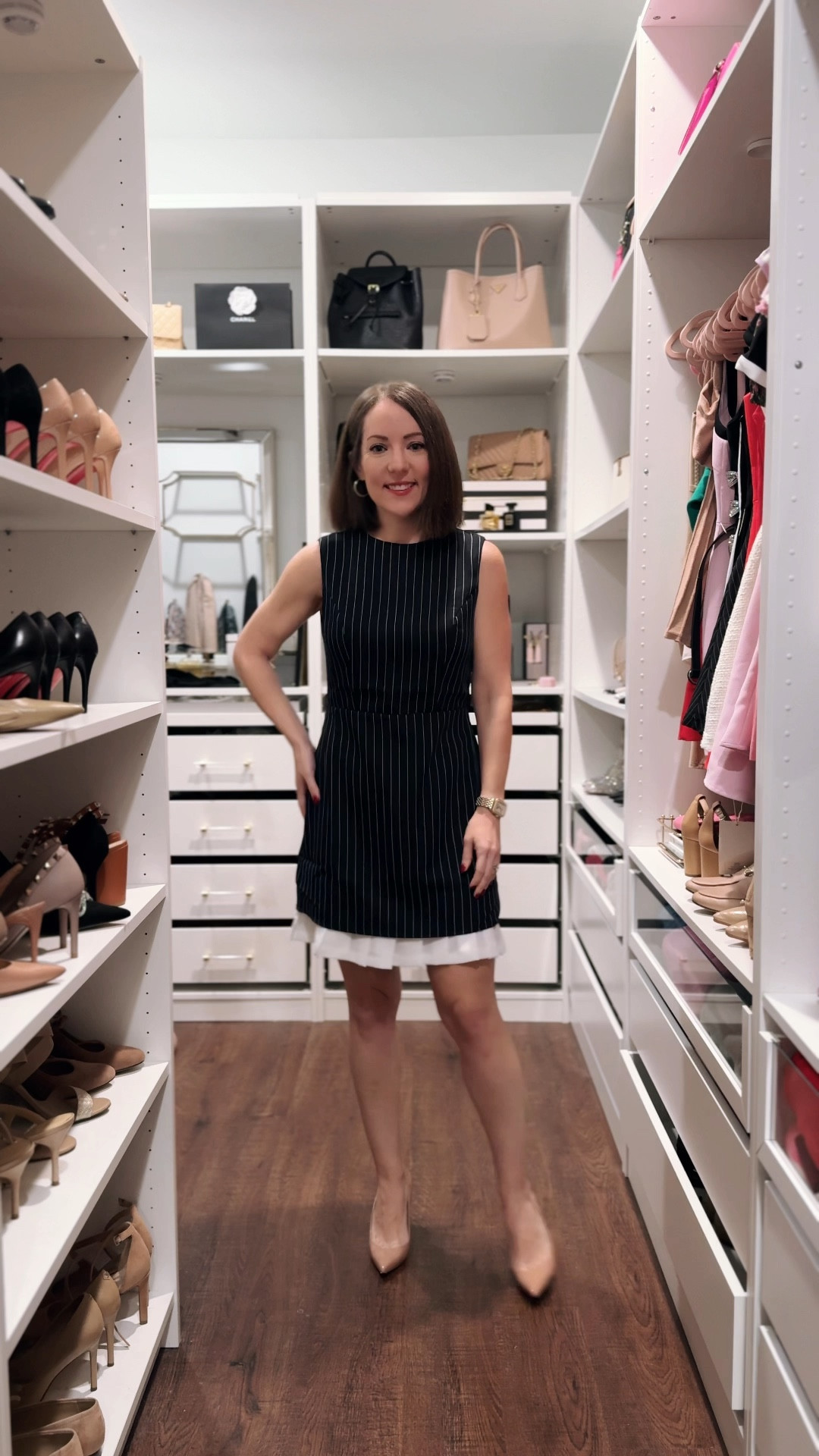 Perfect pinstripe workwear dress under $20. Wearing size 2 XS  