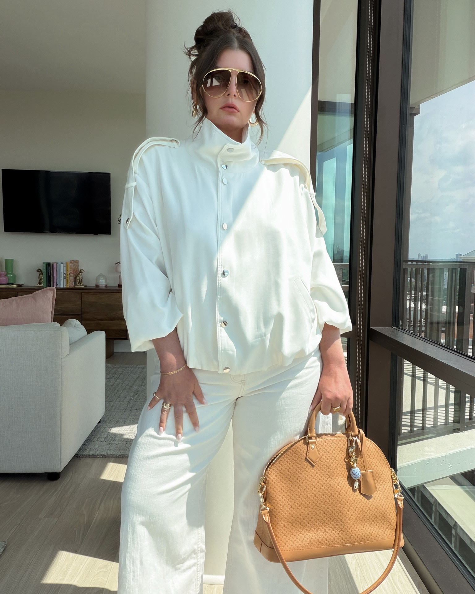 White linen pants are on sale and perfect for summer

#LTKgrwm #LTKootd #LTKxAbercrombie