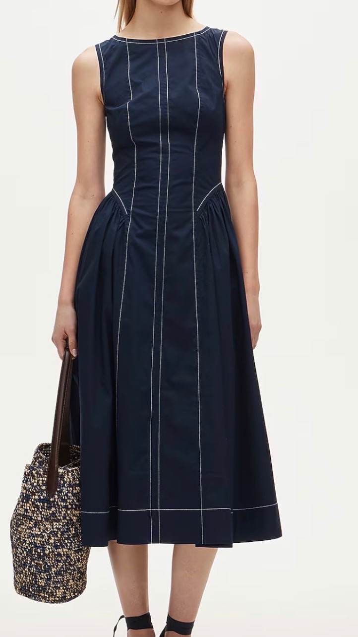 I love navy with a white contrast stitch

#LTKgrwm #LTKootd #LTKdayinmylife