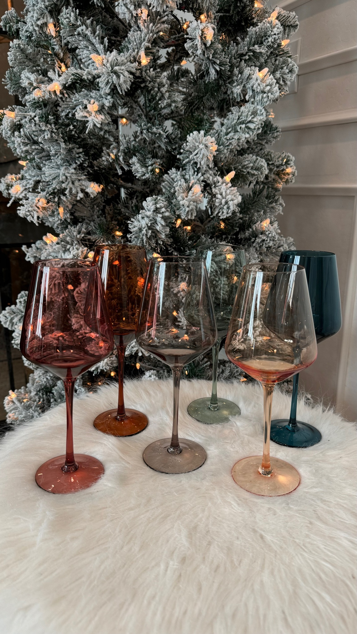 Another look at these beautiful wine glasses. Would also be great for hosting! 

Amazon
Home
Kitchen

#LTKHoliday #LTKGiftGuide #LTKSeasonal