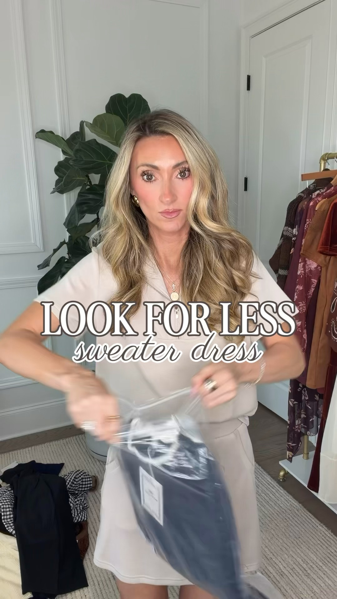Look for less sweater dress! Perfect for fall family photos 🤎🍂