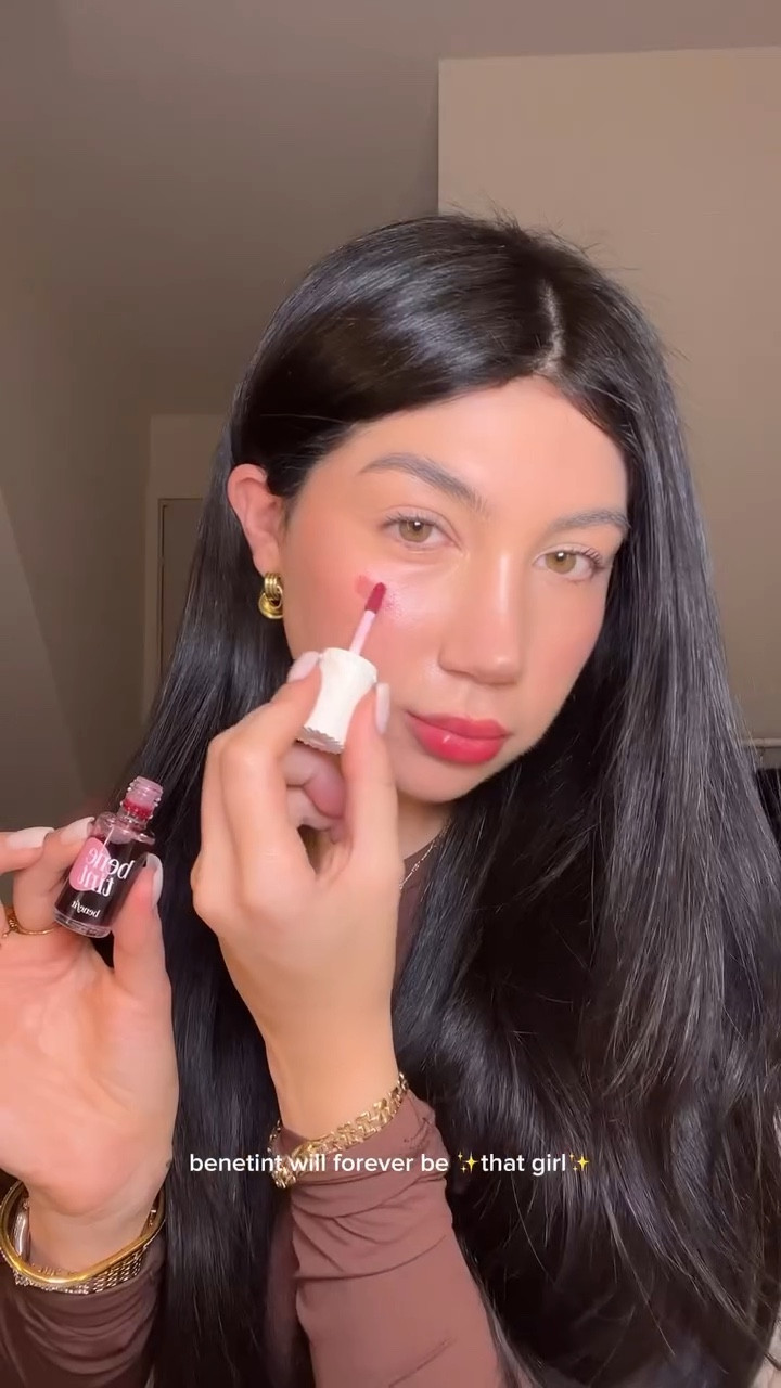 can’t live without her ❤️

.
.
.
#benefit #benetint #lipstain #liptint #makeup #explore #ugccreator #explorepage #simplemakeup

#LTKFindsUnder50 #LTKGiftGuide #LTKBeauty