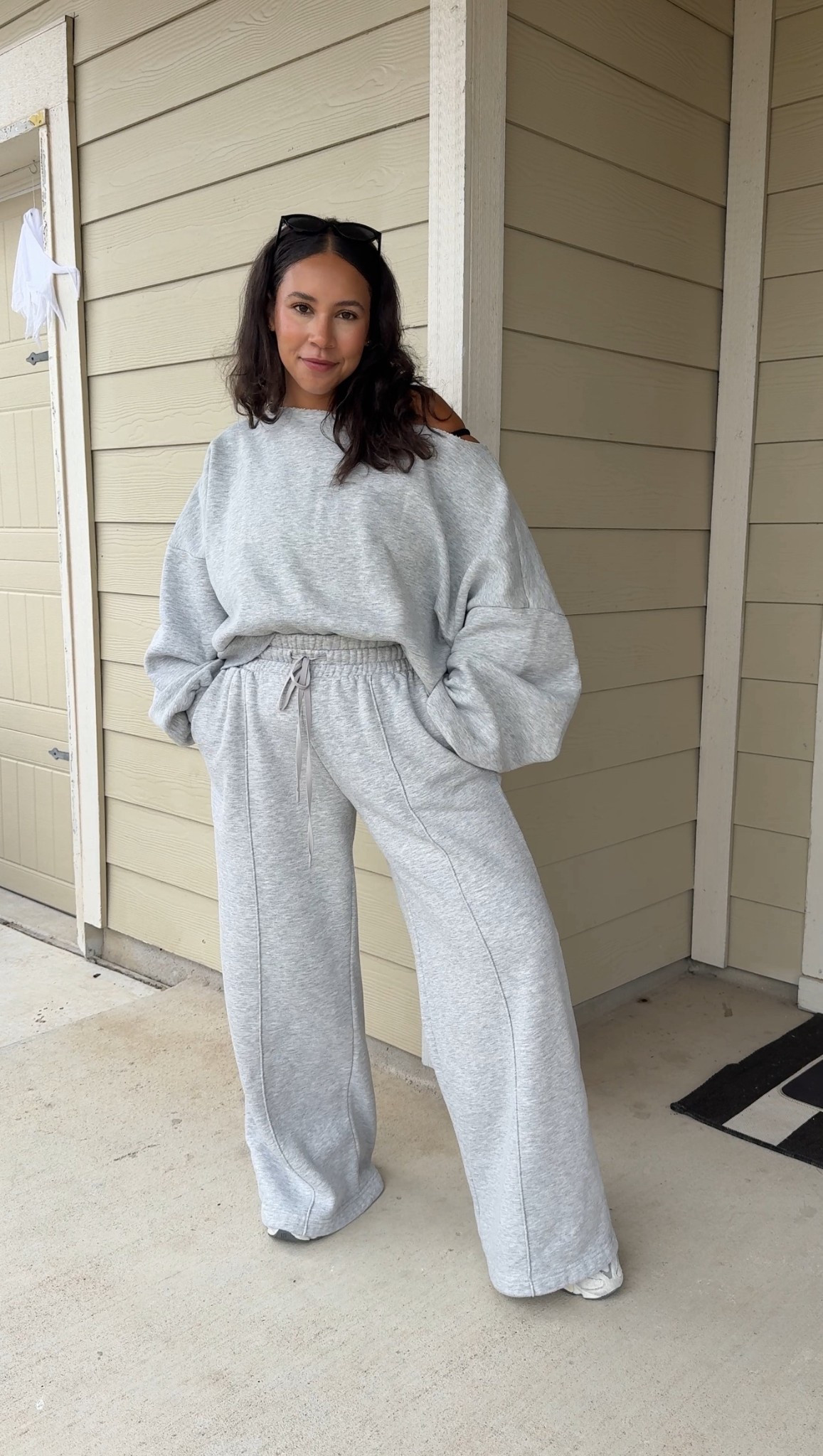 Grey matching set, mom ootd, easy school outfit 