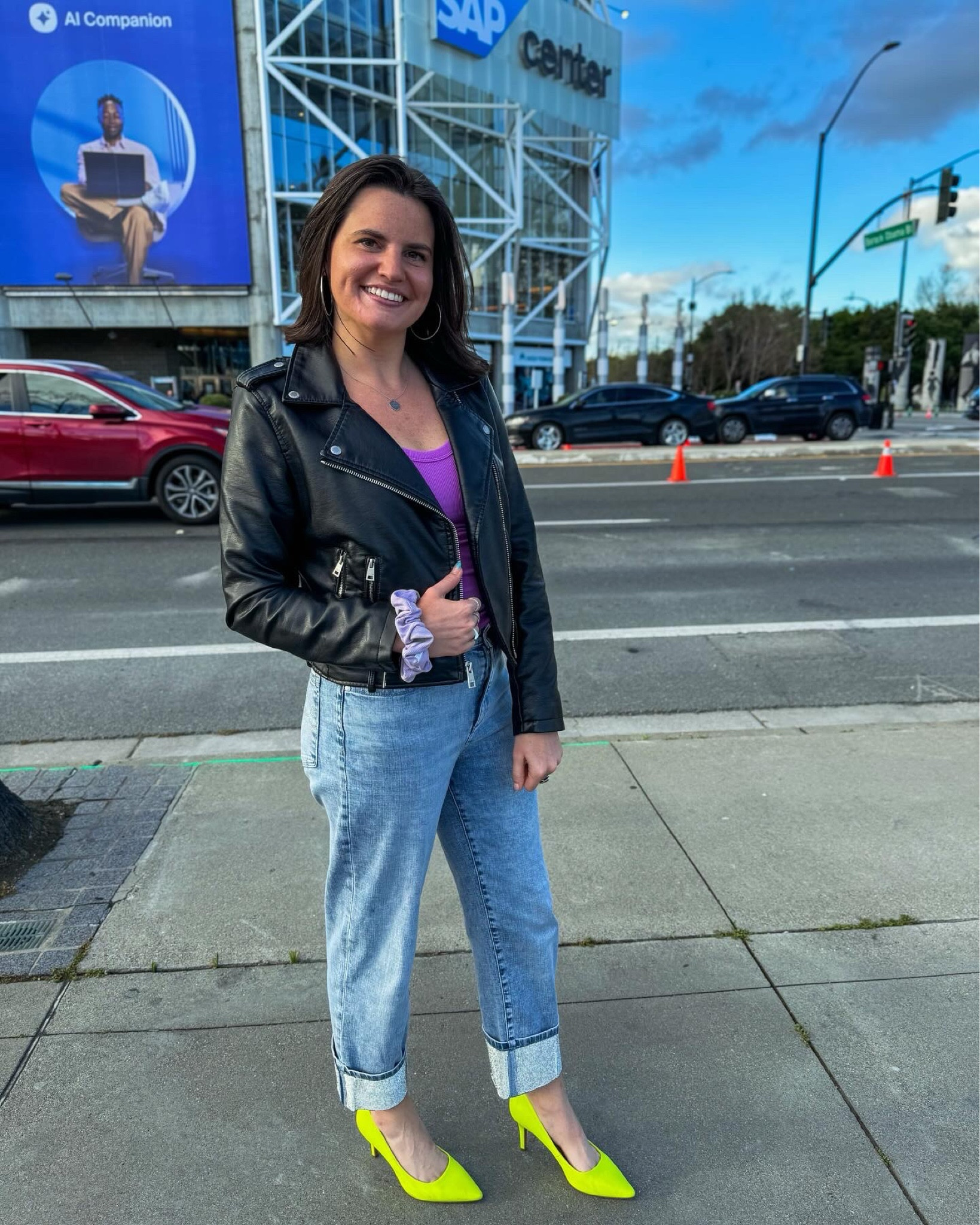 Night outfit to see comedian Nate Bargettze💜
1️⃣ INC neon pump heels💚
2️⃣ Karl Lagerfeld rhinestoned jeans🩵
3️⃣ On 34th purple tank top💜
4️⃣ Levi’s black leather jacket🖤

#LTKfindsunder100 #LTKshoecrush