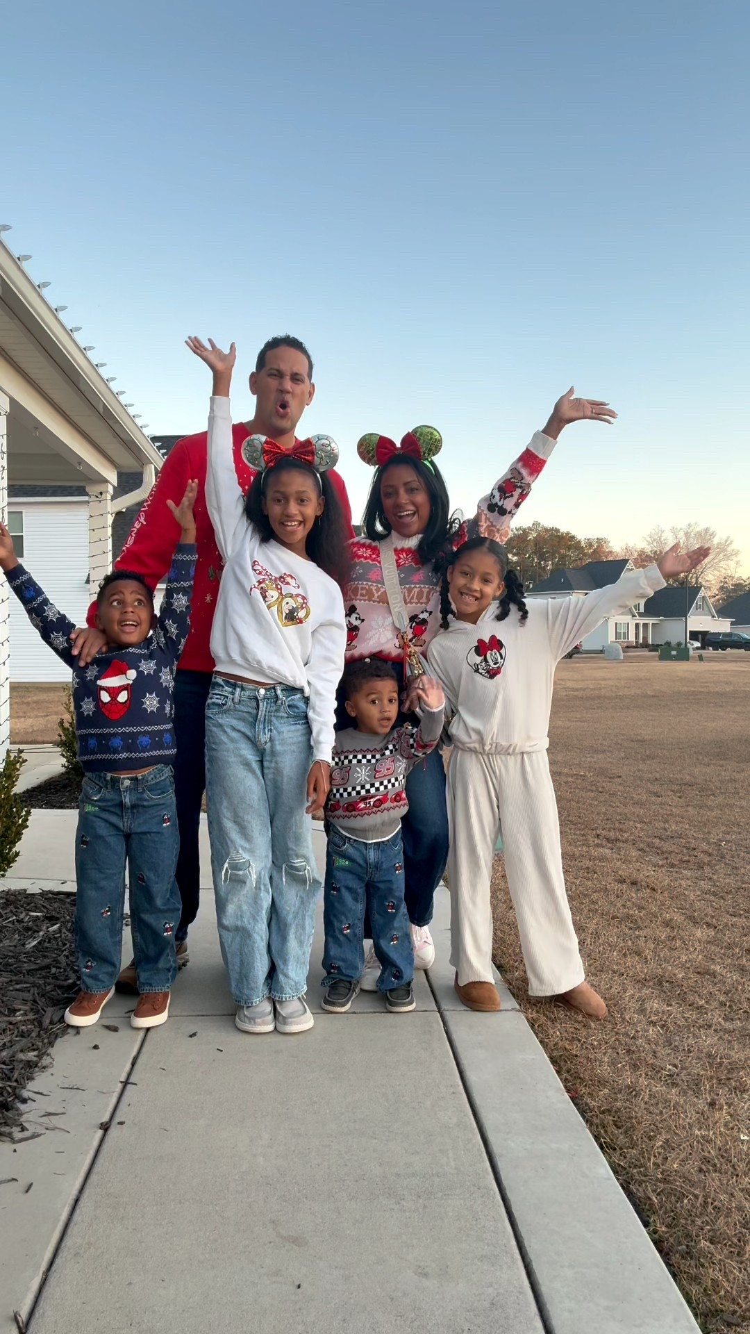 Disney On Ice Fit Check

#LTKootd #LTKHoliday #LTKmomlife