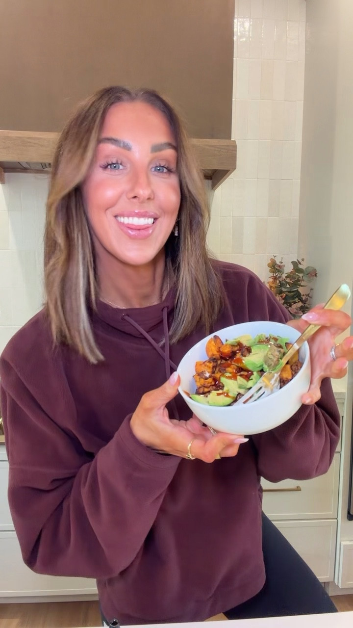 My favorite go to easy lunch! 

#LTKdayinmylife #LTKSaleAlert #LTKfoodie