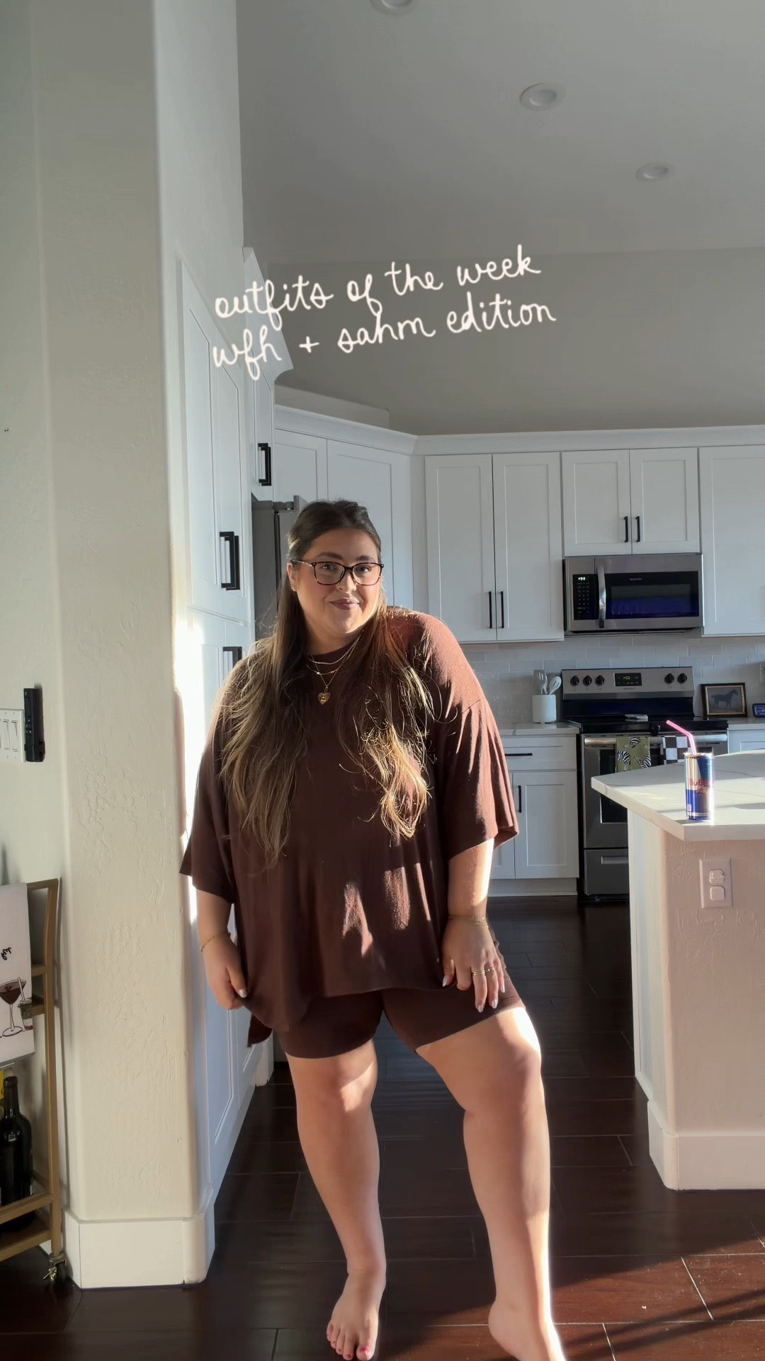 wfh + sahm weekly outfits 🖥️📞🤍

midsize
mom outfit
matching set
oversized tee
affordable fashion

#LTKMidsize #LTKootd #LTKdayinmylife