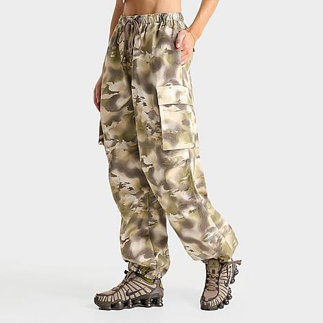 Nike Women's Sportswear Camo Cargo Pants in Light Orewood Brown/Sail Size: XL | JD Sports (US)