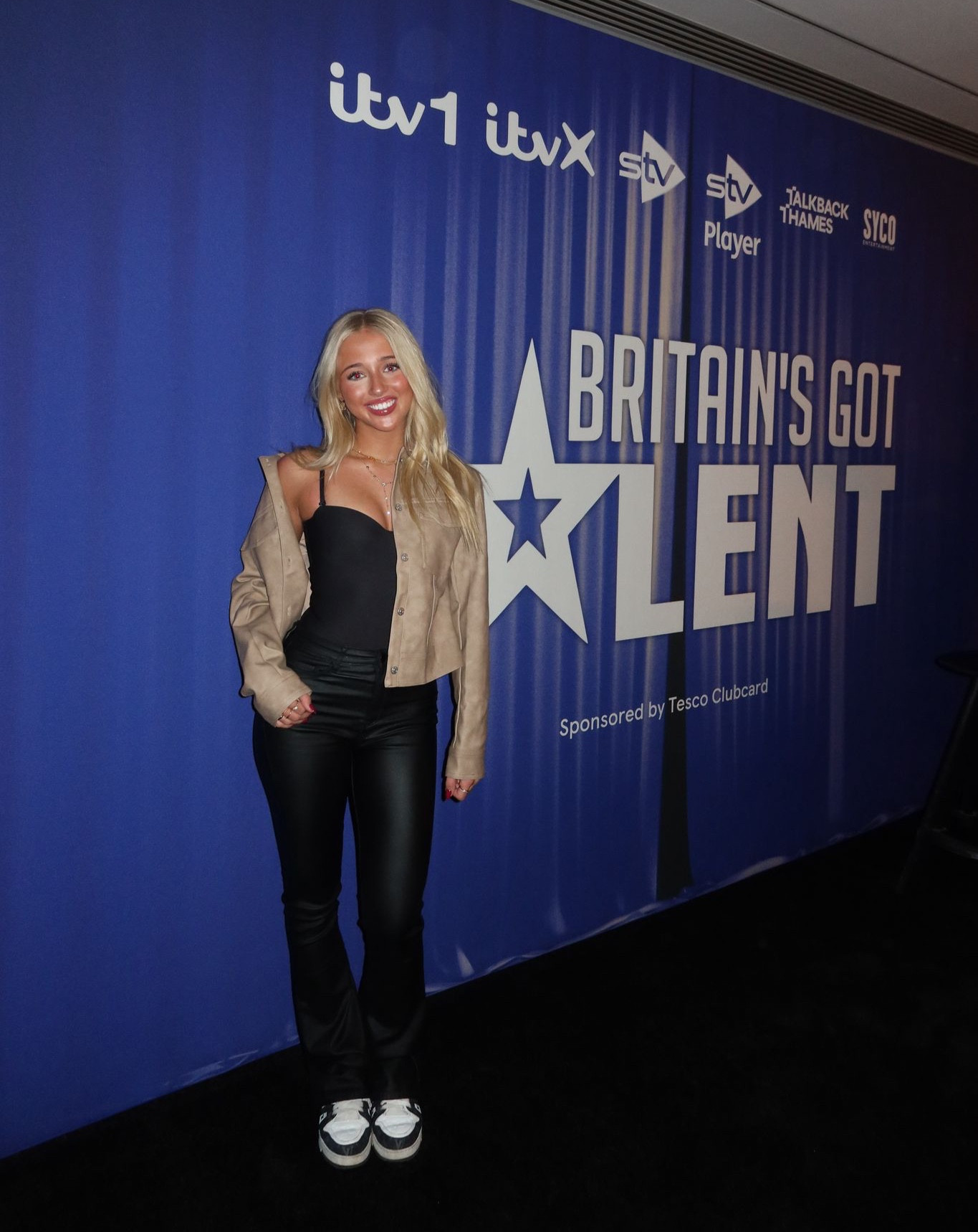 Skims bodysuit, shape wear, Whitefox pu beige button up jacket, Edikted straight leg leather trousers, Louis Vuitton trainers

#LTKeurope #LTKspring #LTKuk