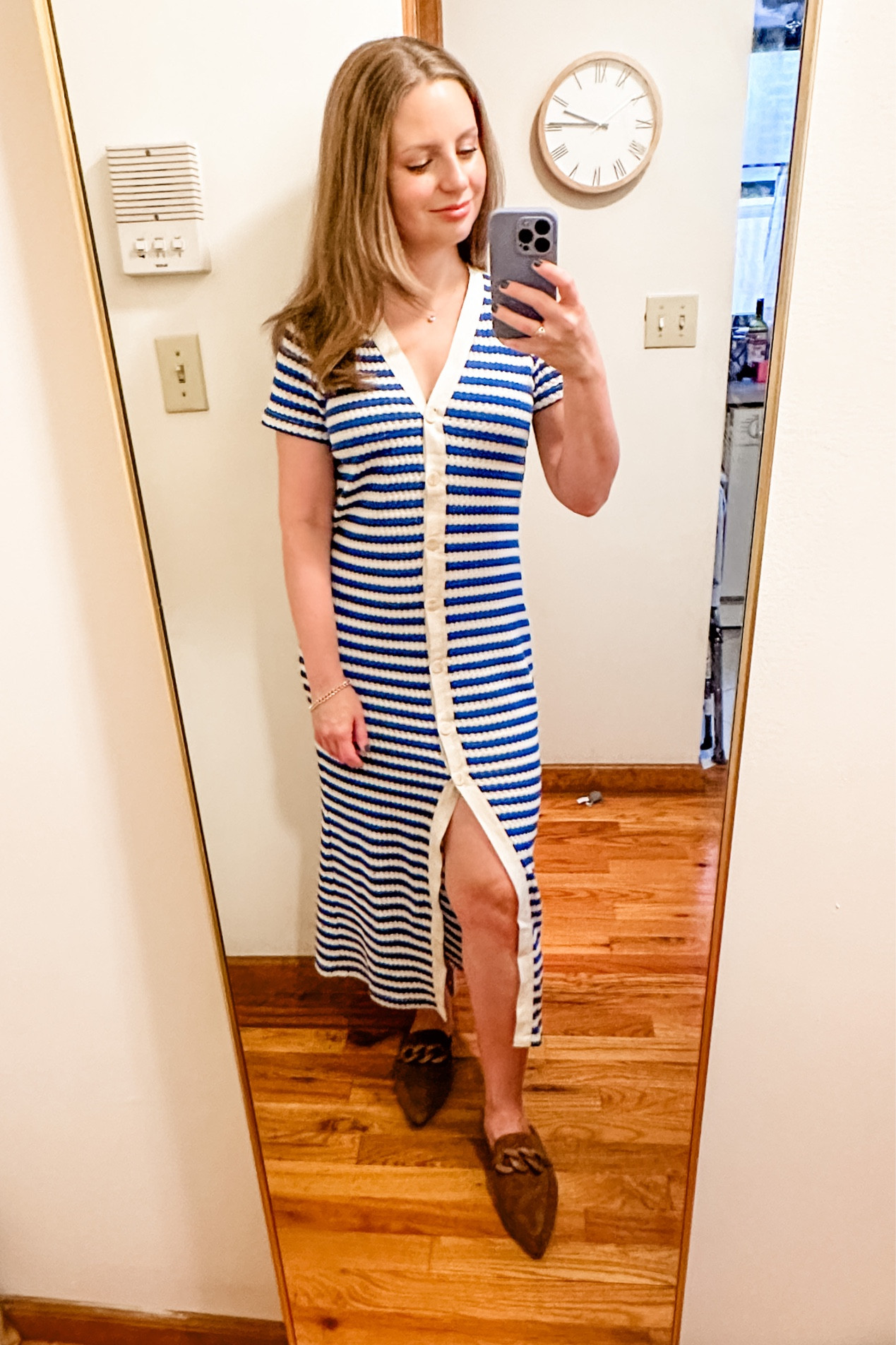 Mango striped knit v-neck dress with front buttons- wearing a size 4

Fall outfit - Fall look - Transitional dressing - Fall dress 

#LTKSeasonal #LTKstyletip #LTKfindsunder100