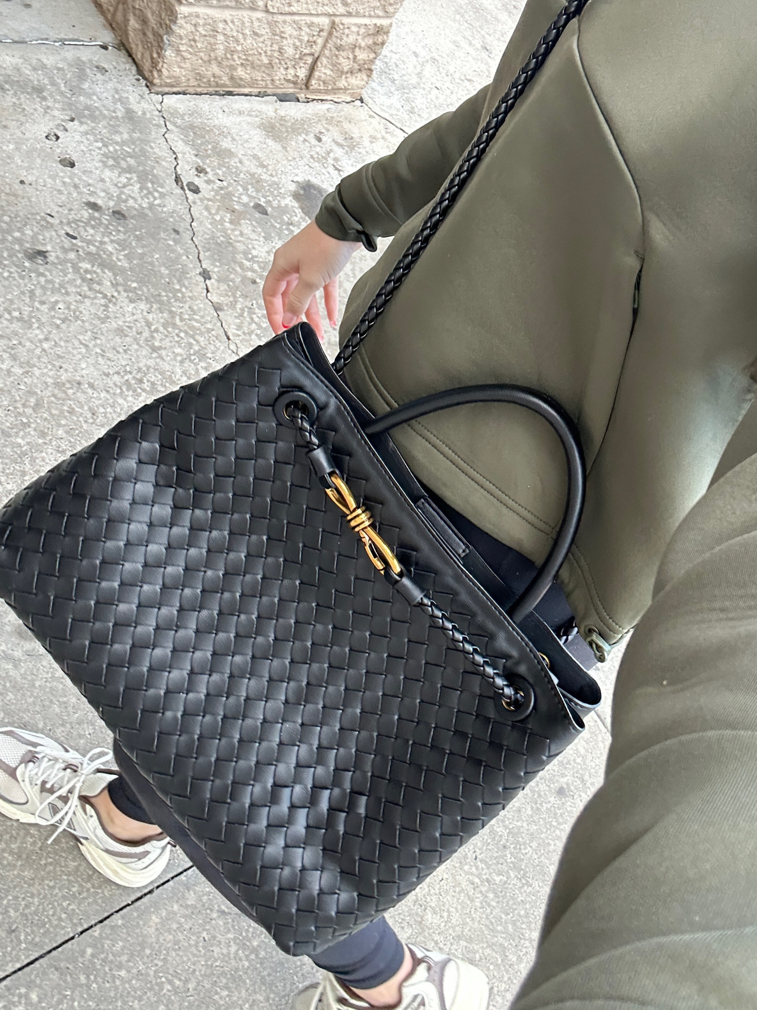 One of my favorite 2023 finds was this purse from amazon - it looks so expensive and it holds SO much 🖤 under $50!

#amazonfinds #amazonhaul #amazonpurse #amazonmusthaves

#LTKfindsunder50 #LTKitbag #LTKfindsunder100