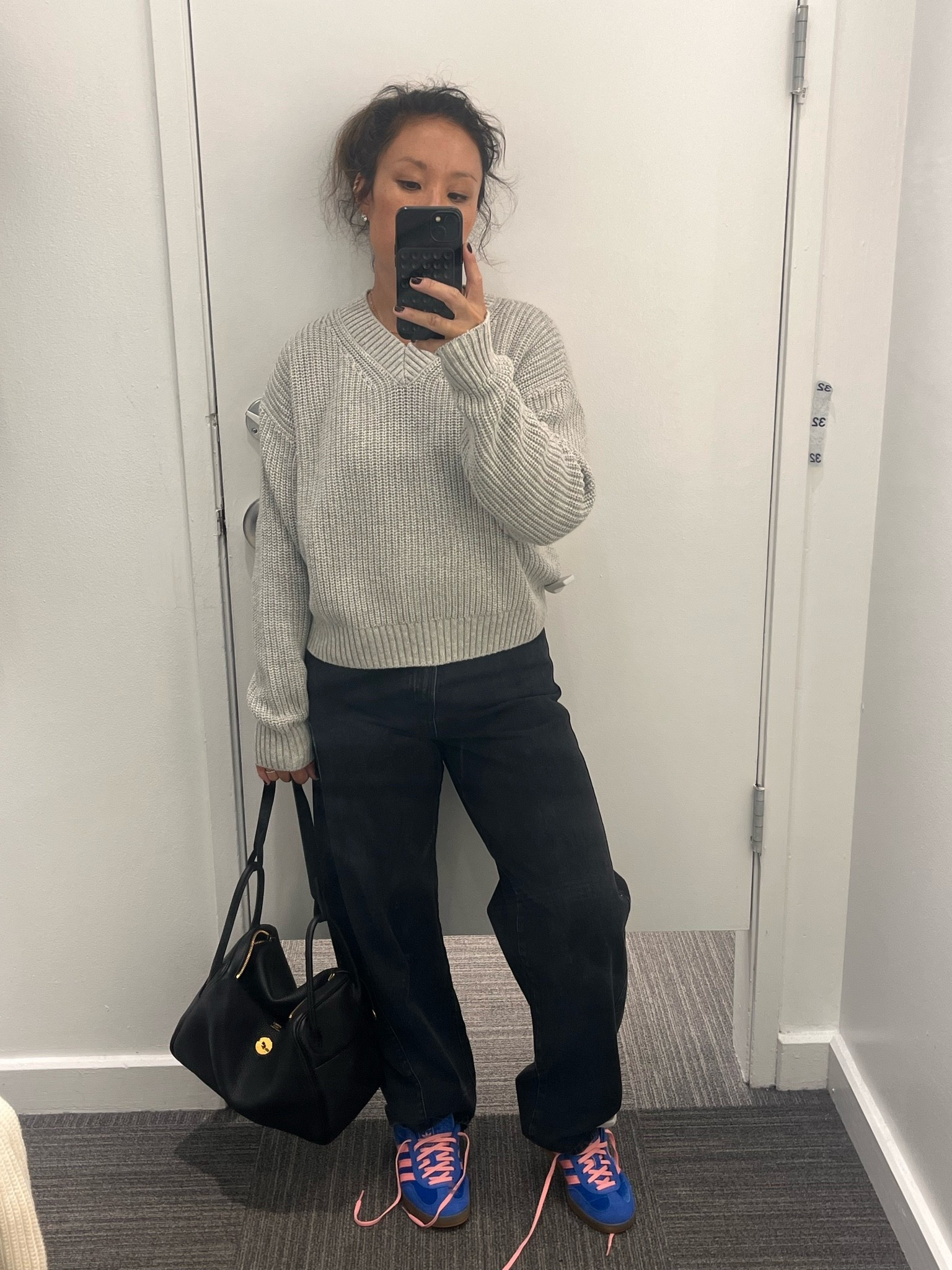 I’m kind if into this sweater. Love the chunky knit. Love the oversized cropped fit. I’m wearing an xxs. I even like the grey.

#LTKootd #LTKPetite #LTKgrwm