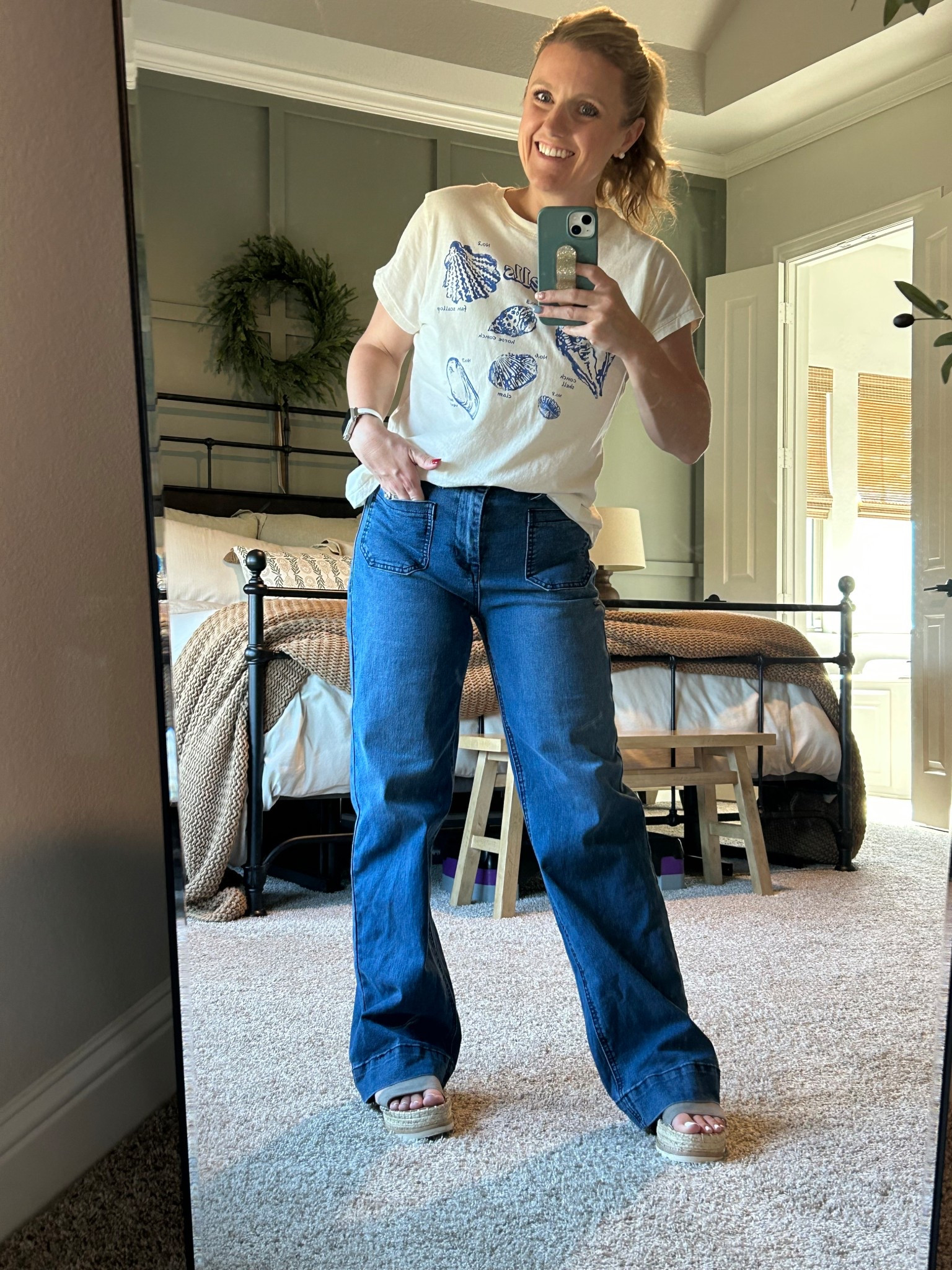 Love my new flare jeans! These are on sale right now for $30. I would size down— I’m in a size 4!

Linking them and similar items for my date night look!

#LTKSaleAlert #LTKPetite #LTKStyleTip