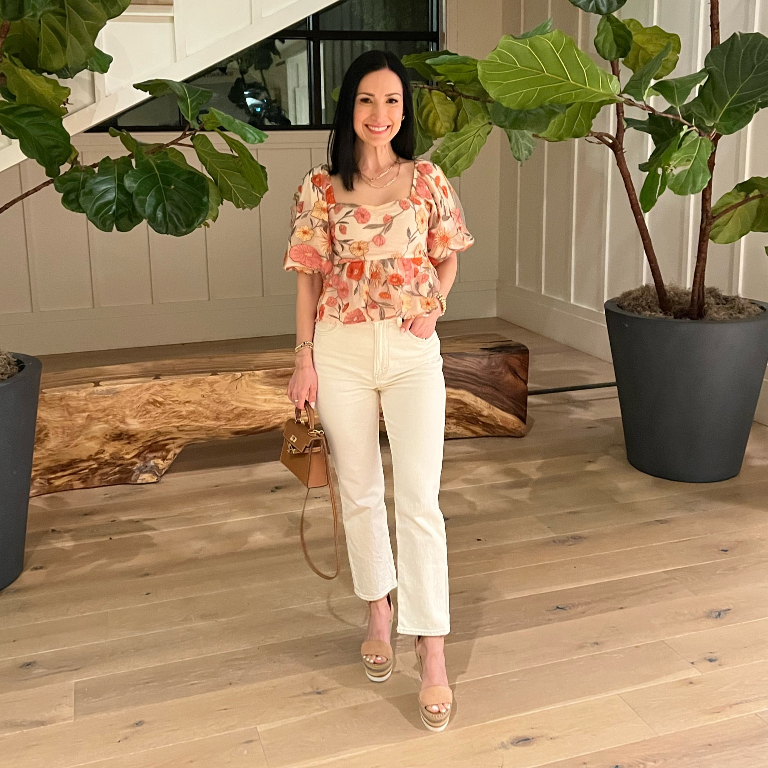 Dinner outfit🧡Favorite cream Abercrombie denim and floral top from @shopbaldwinbred! Jeans are super flattering and 25% off now. A great spring / summer wardrobe staple! 

#LTKSale #LTKFind #LTKunder100