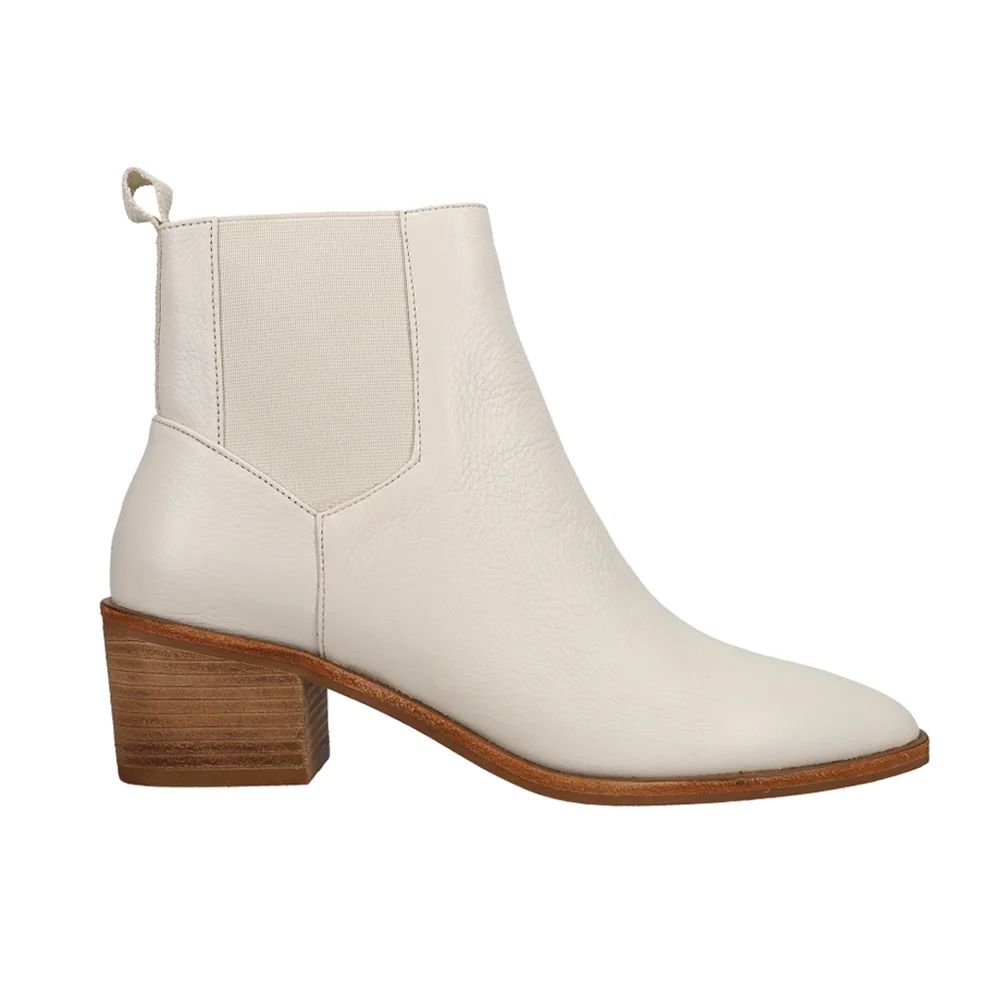 Filip Pointed Toe Chelsea Booties | Shoebacca