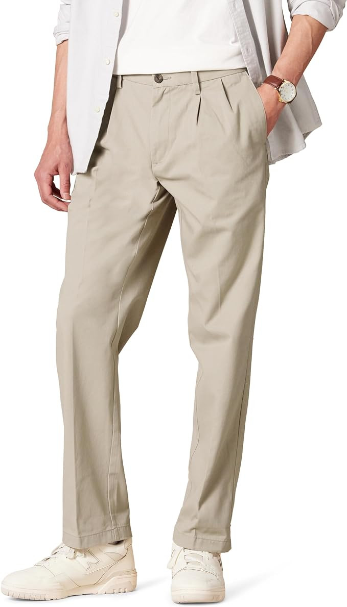 Amazon Essentials Men's Classic-Fit Wrinkle-Resistant Pleated Chino Pant (Available in Big & Tall... | Amazon (US)