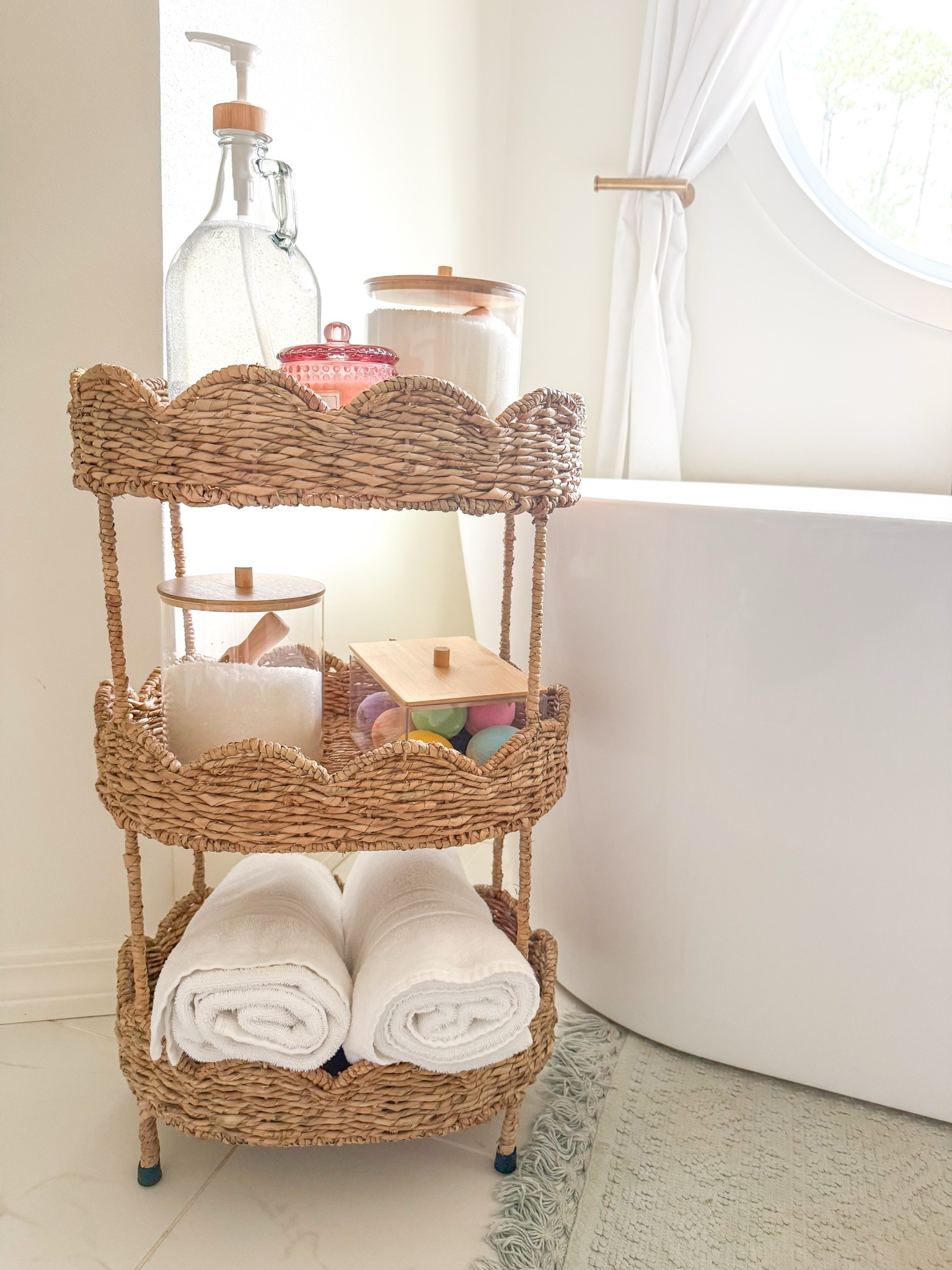 Bathroom organization // bathtub caddy 







Bathroom restock 
Bathroom decor
Spa like bathroom 
Storage caddy 
Coastal decor 
Amazon finds 
Scalloped shelf 
Amazon home 
Towels 
Storage jars 
Home organization 
Bath salts 
Bubble bath 

#LTKHome #LTKFindsUnder50