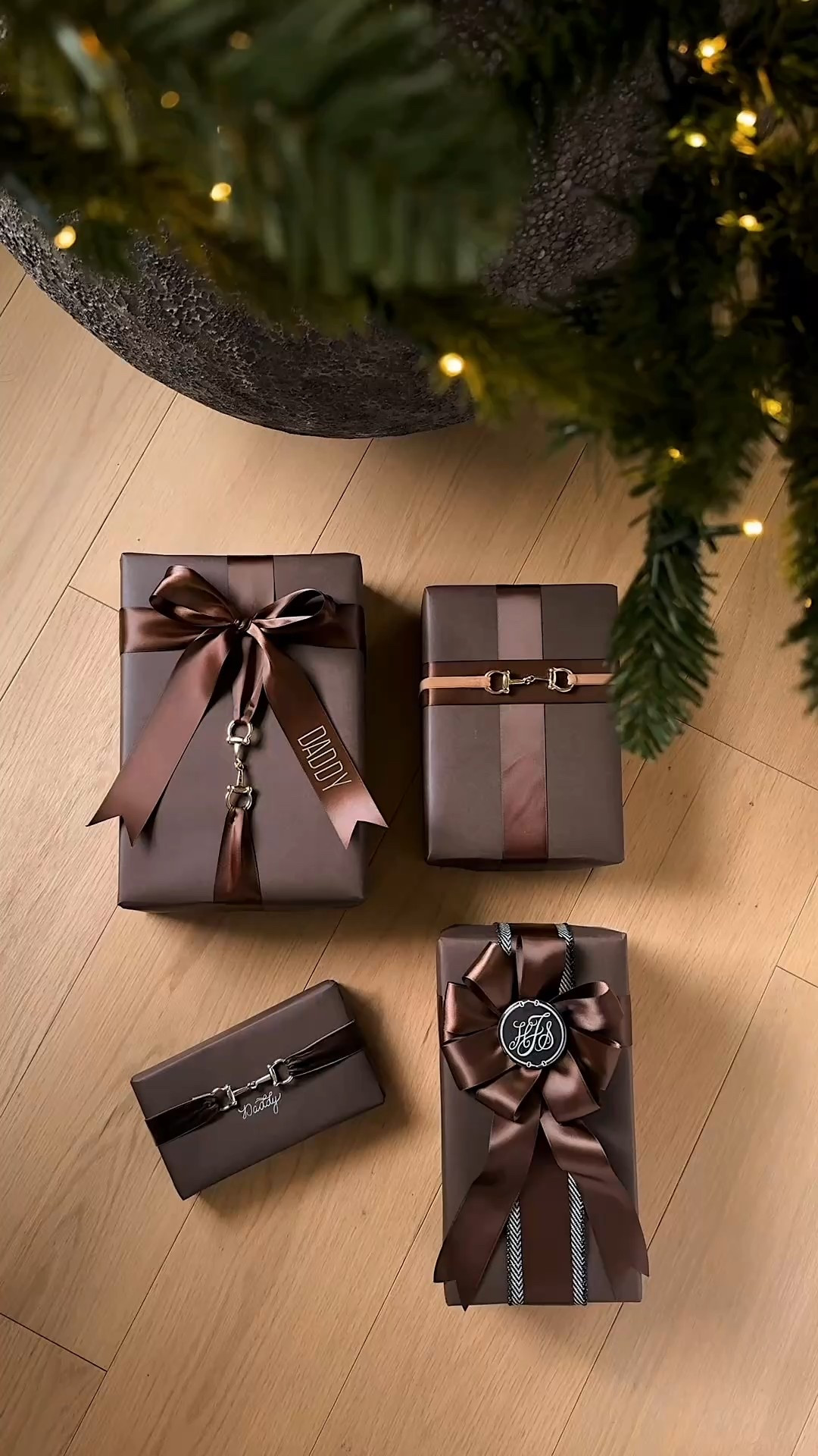 Brown gift wrap Ralph Lauren inspired Christmas! 🤎🎁🎄 

Ralph Lauren Christmas decor, Ralph Lauren Christmas, Ralph Lauren Christmas aesthetic, brown Christmas decor, brown gift wrap, brown wrapping paper, brown ribbon  

#LTKHoliday #LTKHome #LTKFindsUnder50