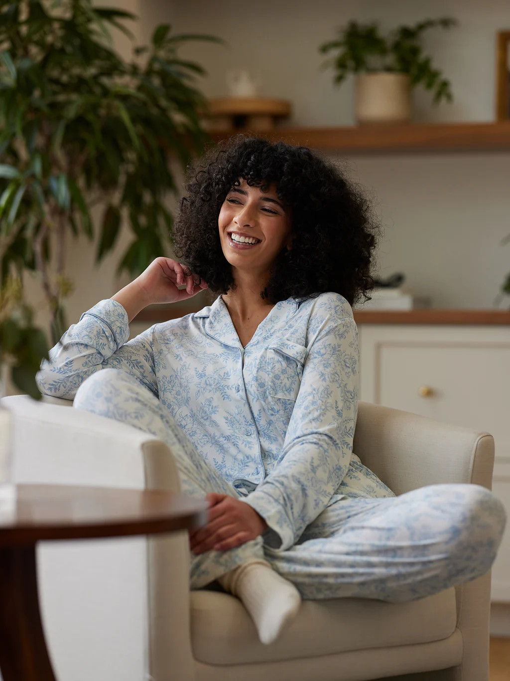Women's Stretch-Knit Long Sleeve Bamboo Pajama Set | Cozy Earth