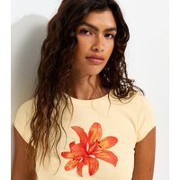 Women's Light Yellow Cotton Rich Tiger Lily Print Baby Tee T-Shirt New Look | New Look (UK)