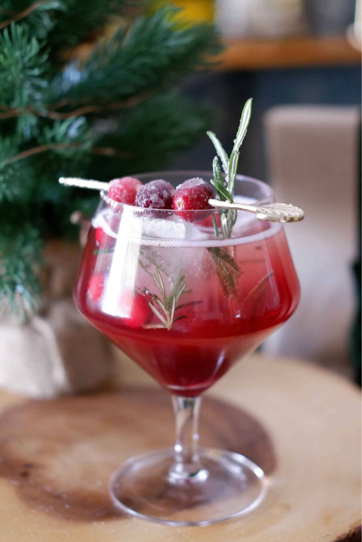 Cranberry mimosa in my favorites - these gin and tonic glasses 😍

#LTKHoliday #LTKSeasonal