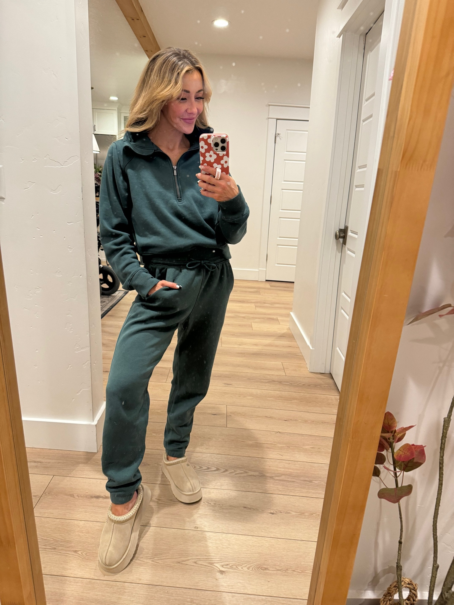 Got the cutest lounge set for fall from Target! 

#LTKFitness #LTKActive #LTKStyleTip