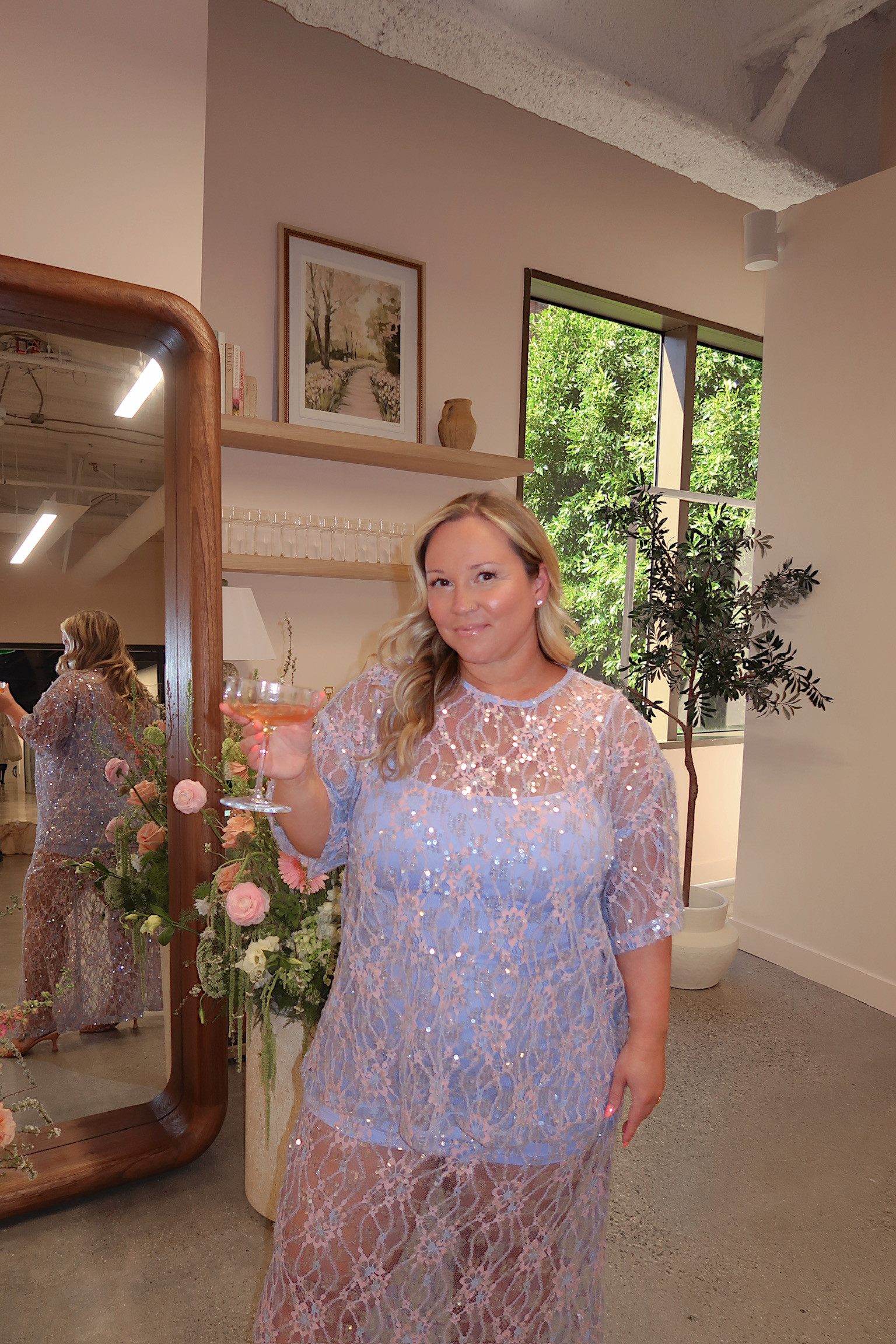 Petal & Pup matching set is stunning! So fun for a date night out or special occasion! Love this lavender color! 

Wearing size LARGE in the top and skirt



Summer outfits, summer dresses, matching set, skirt set, lavender, sequin, shelli enright, stylenright 

 #LTKootd #LTKSeasonal